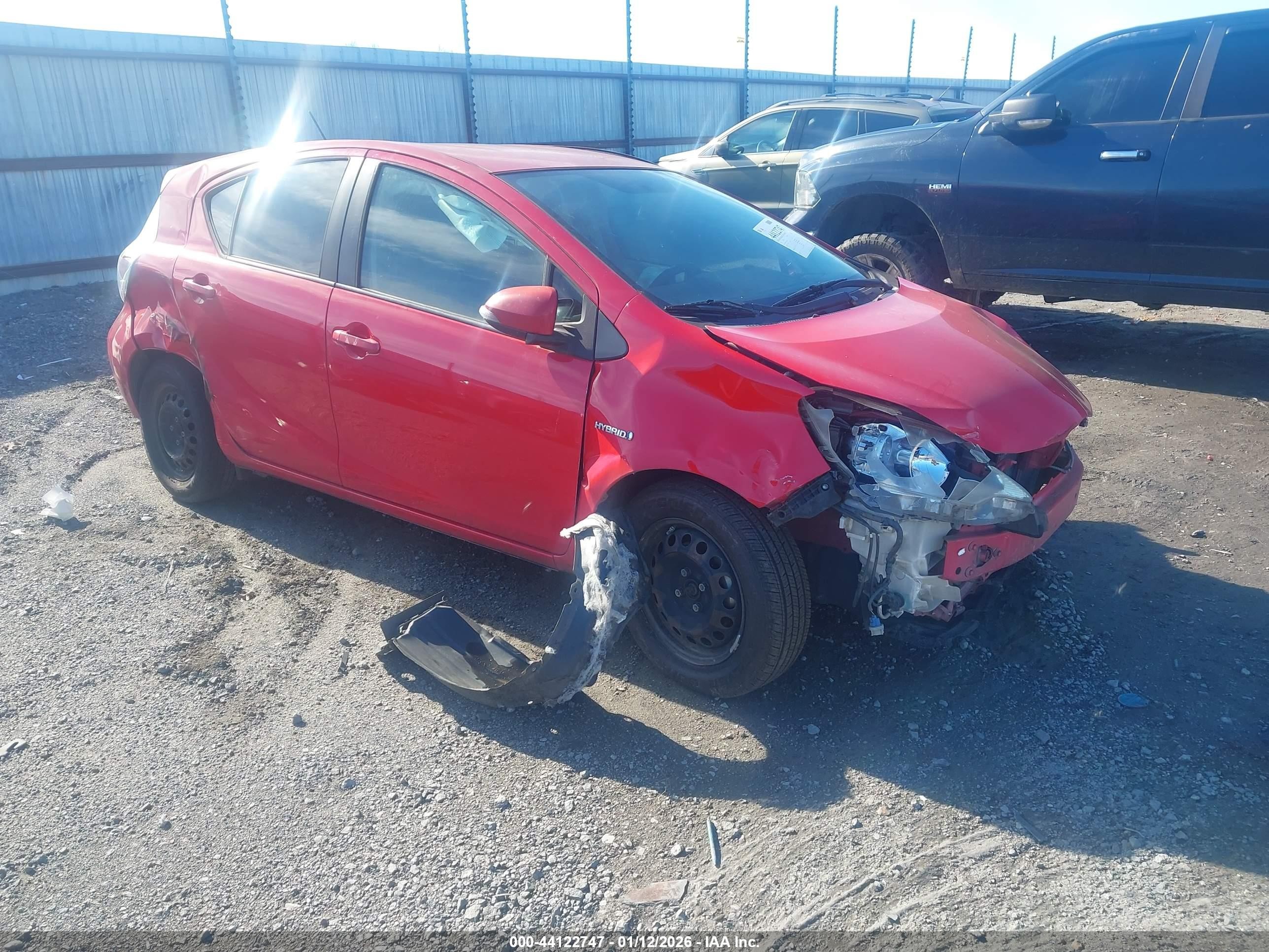 2013 Toyota Prius C Two Red vin: JTDKDTB36D1032084