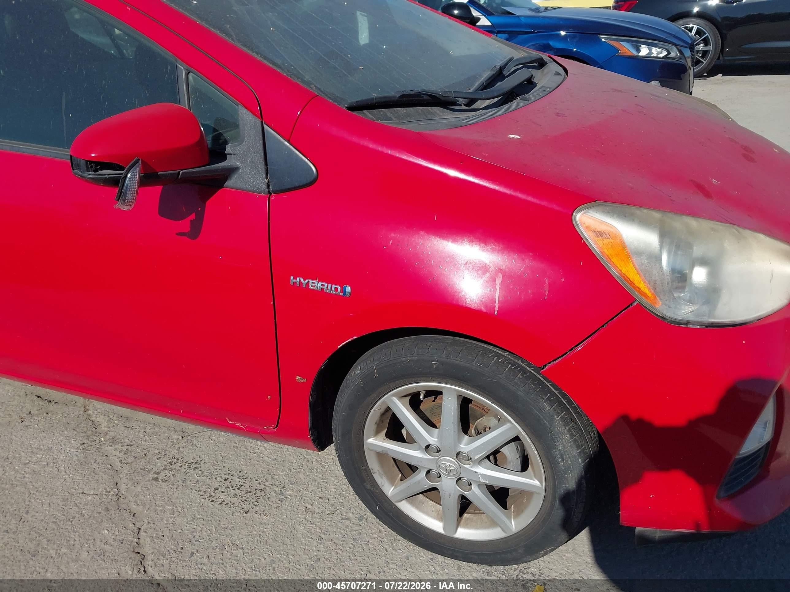 2013 Toyota Prius C Three Red vin: JTDKDTB36D1542001