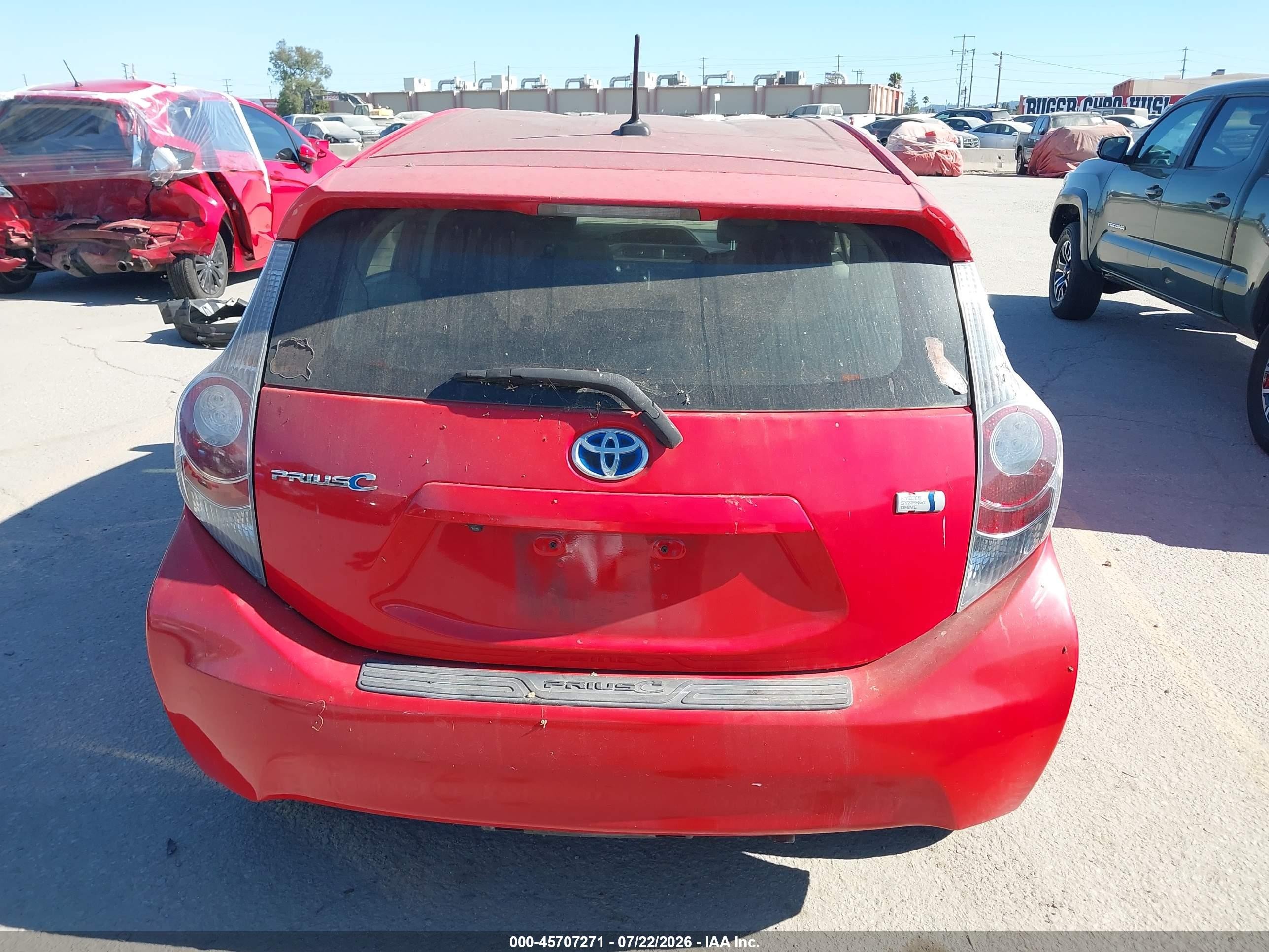 2013 Toyota Prius C Three Red vin: JTDKDTB36D1542001