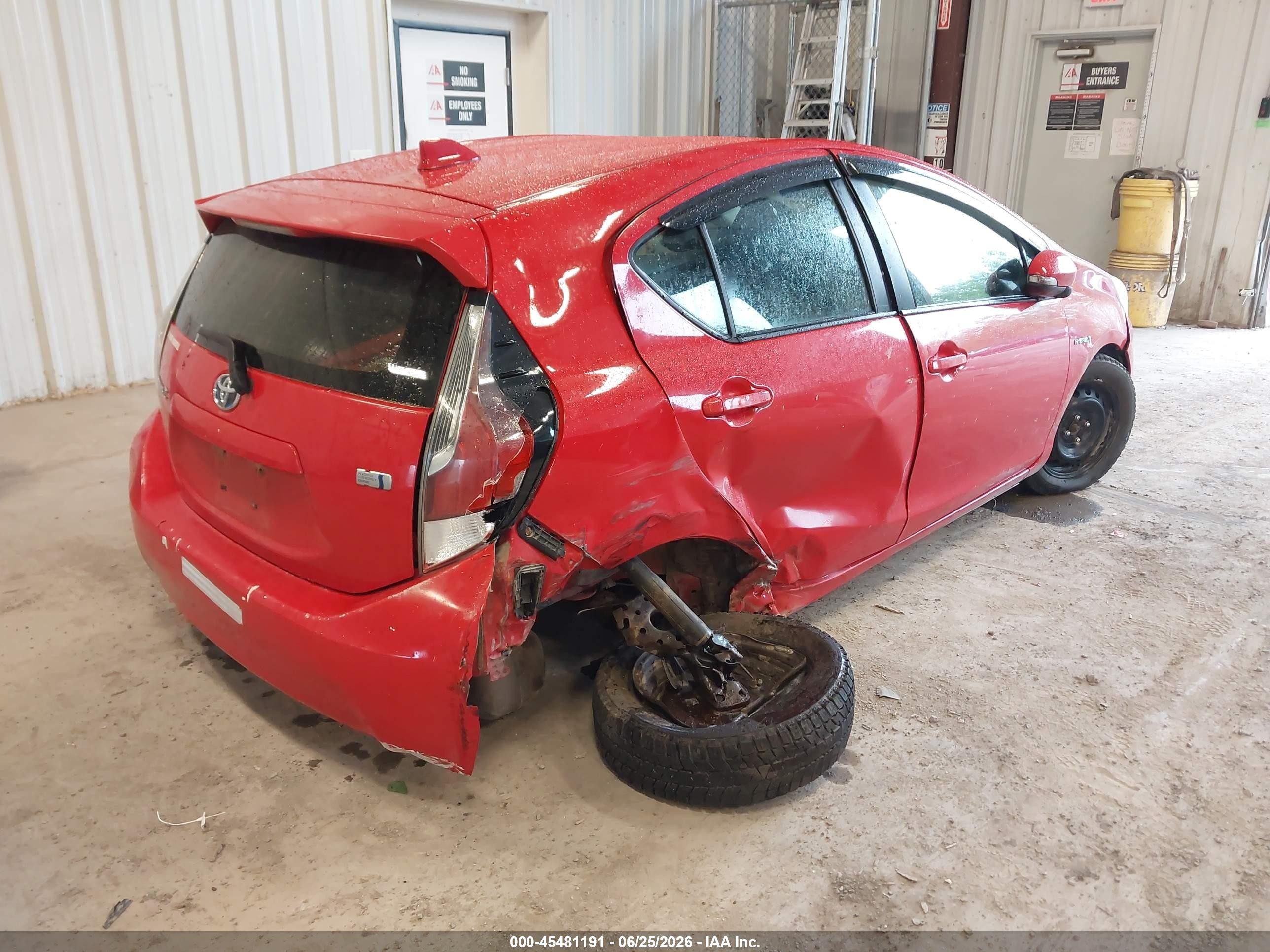 2015 Toyota Prius C Two Red vin: JTDKDTB36F1100709