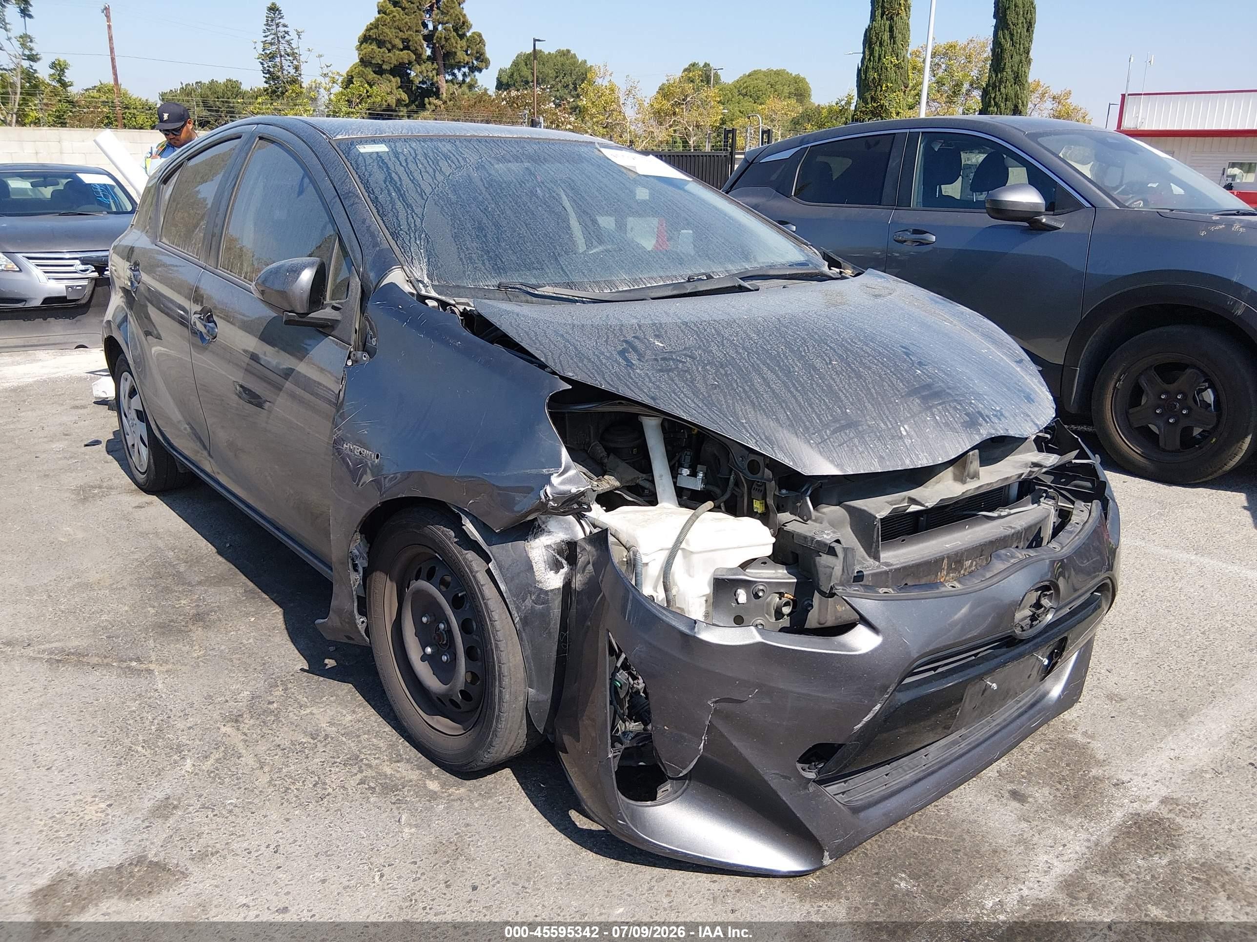 2015 Toyota Prius C Two Gray vin: JTDKDTB36F1101696