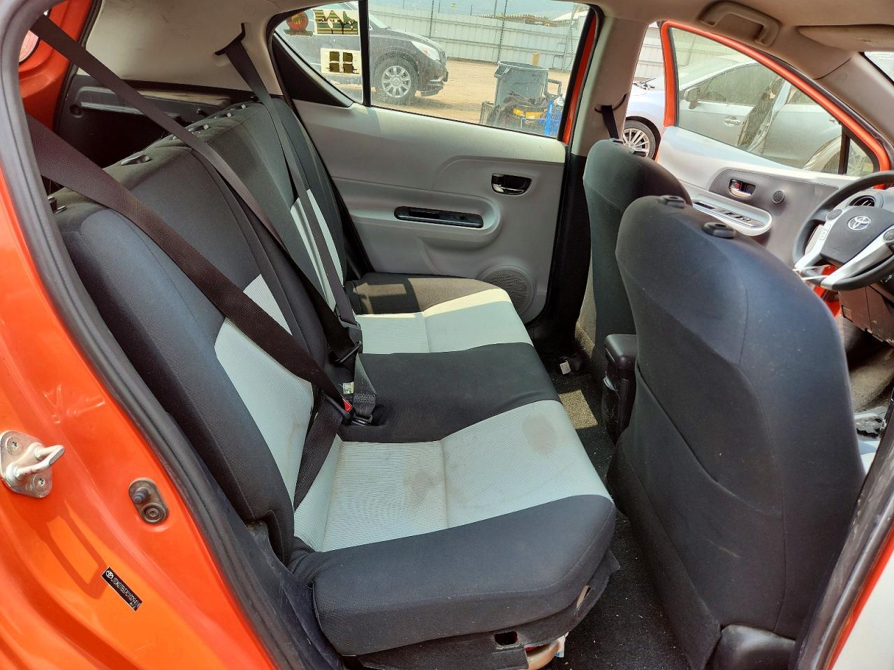 2012 Toyota Prius C Two Orange vin: JTDKDTB37C1029418