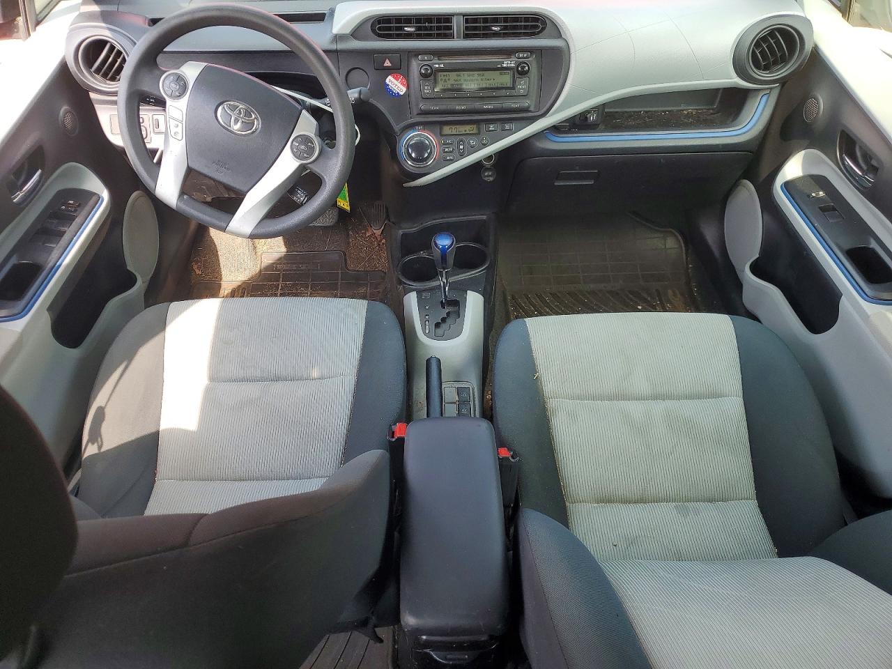 2012 Toyota Prius C Two Red vin: JTDKDTB37C1506090