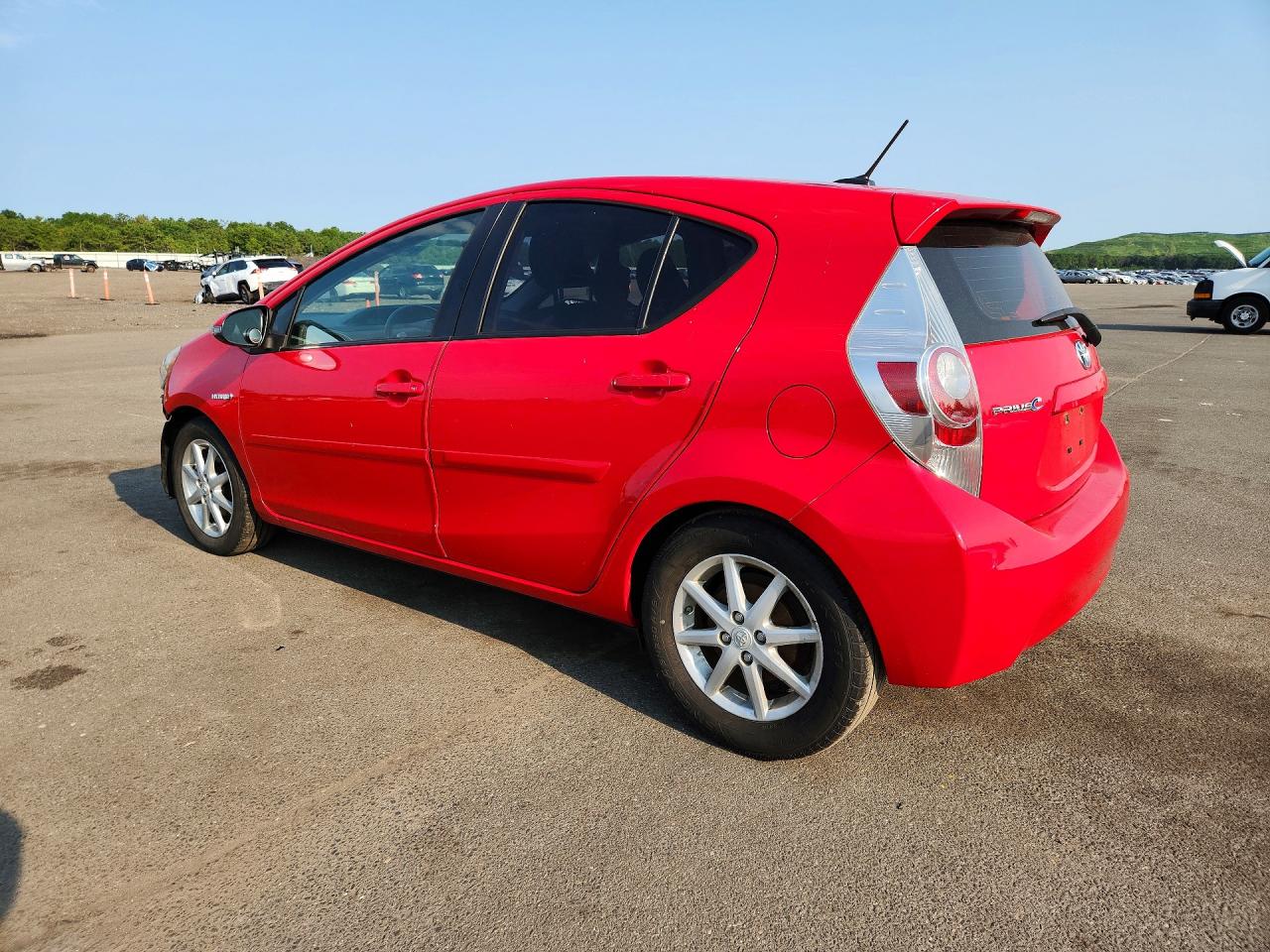 2013 Toyota Prius C Four Red vin: JTDKDTB37D1032238