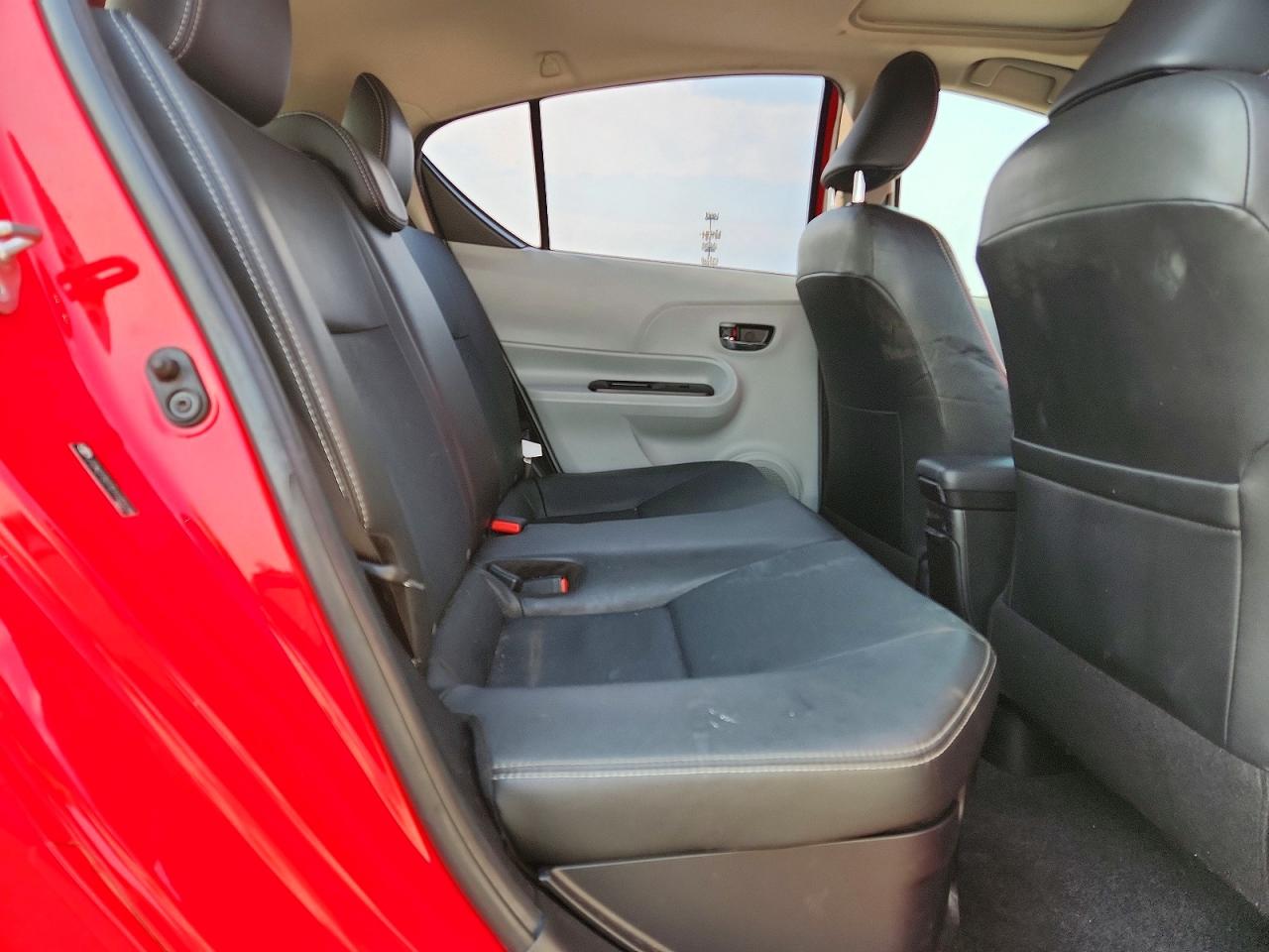 2013 Toyota Prius C Four Red vin: JTDKDTB37D1032238