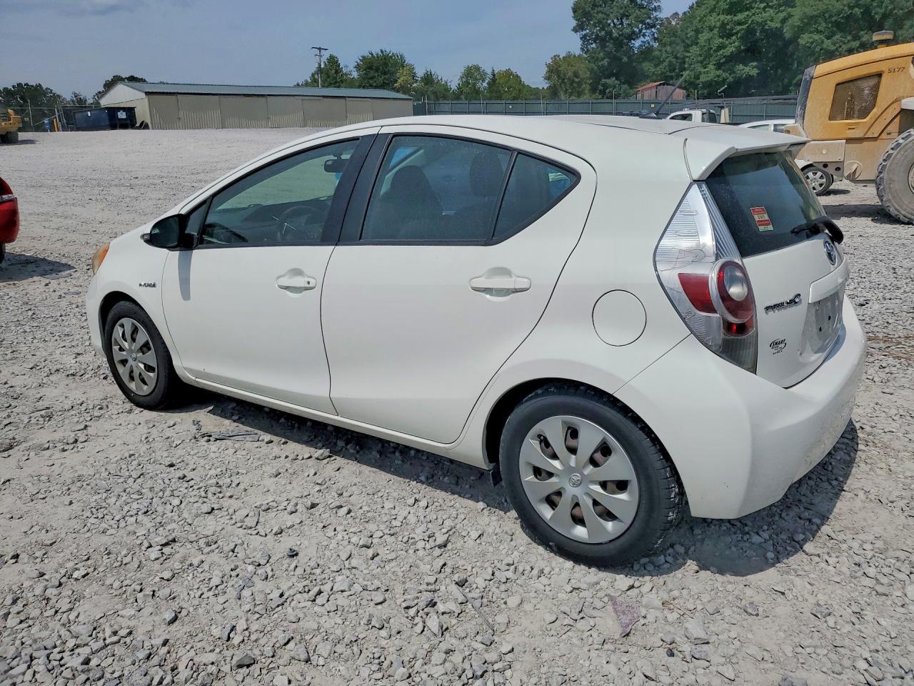2013 Toyota Prius C Two White vin: JTDKDTB37D1548728
