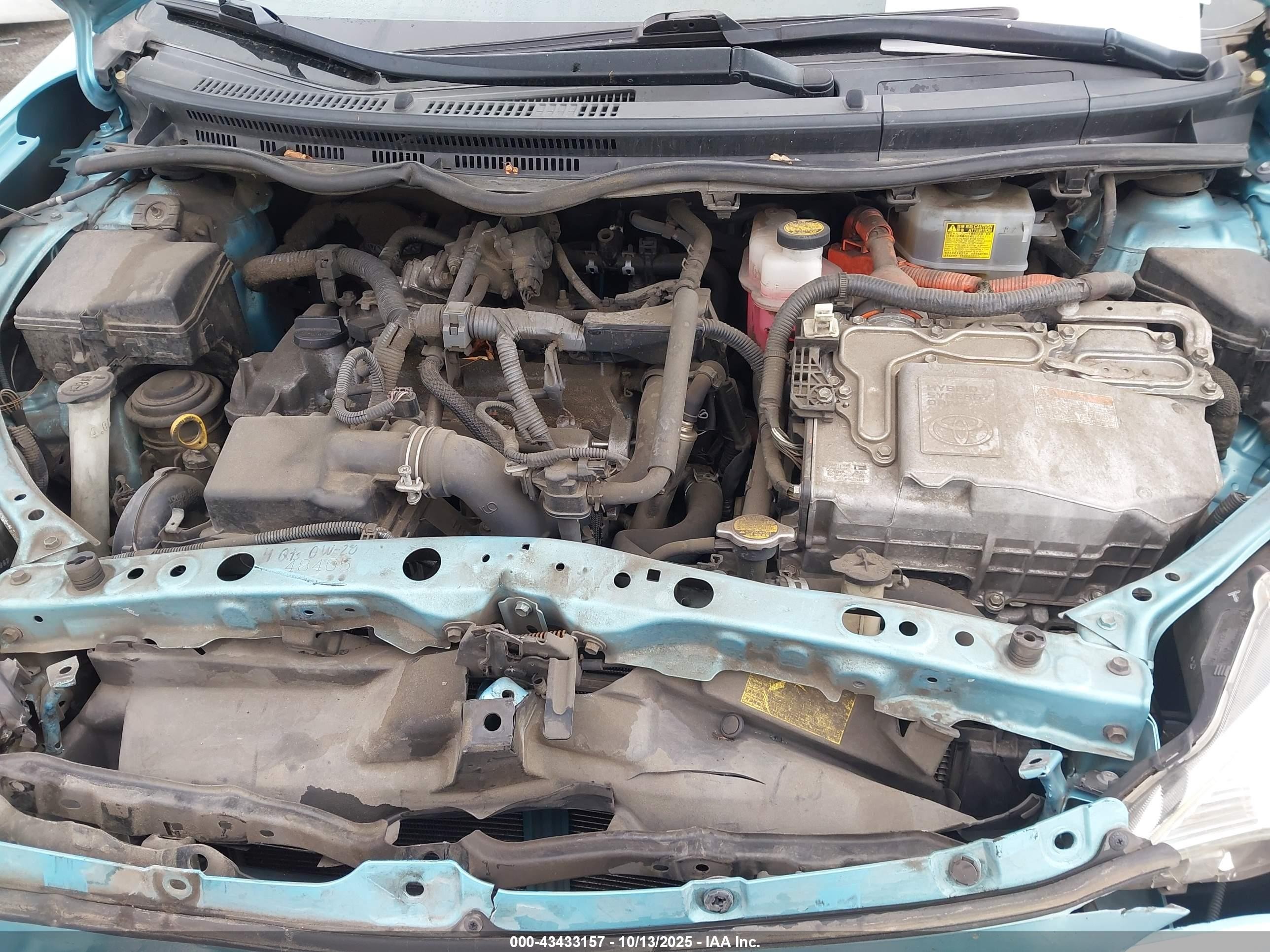 2014 Toyota Prius C Two Синий vin: JTDKDTB37E1074085