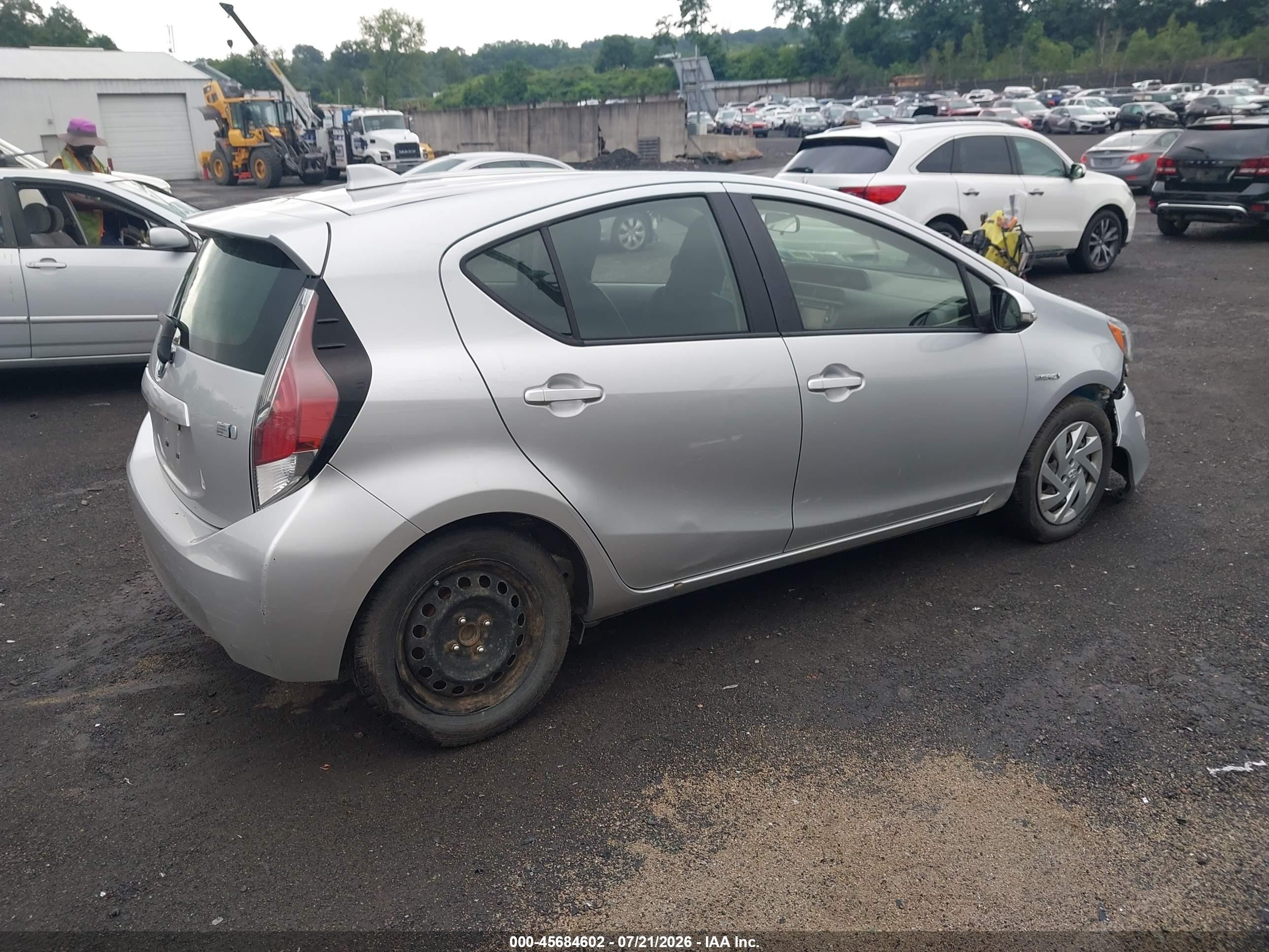 2015 Toyota Prius C One Silver vin: JTDKDTB37F1104722