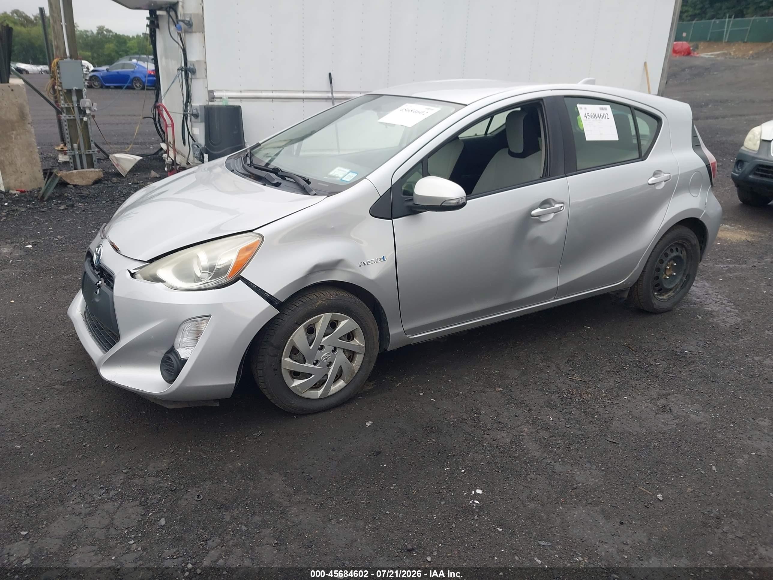 2015 Toyota Prius C One Silver vin: JTDKDTB37F1104722