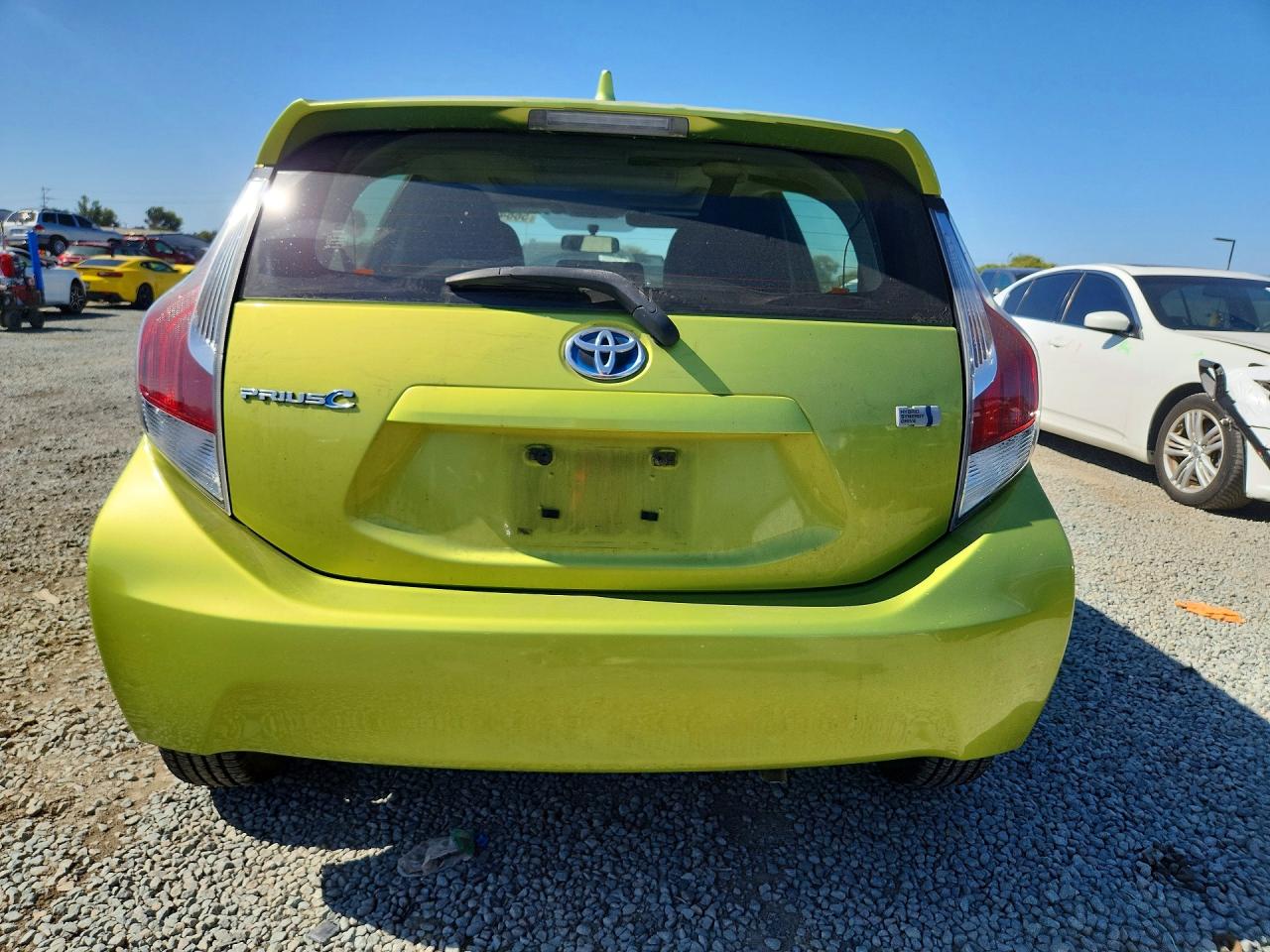 2015 Toyota Prius C Three Green vin: JTDKDTB37F1113856
