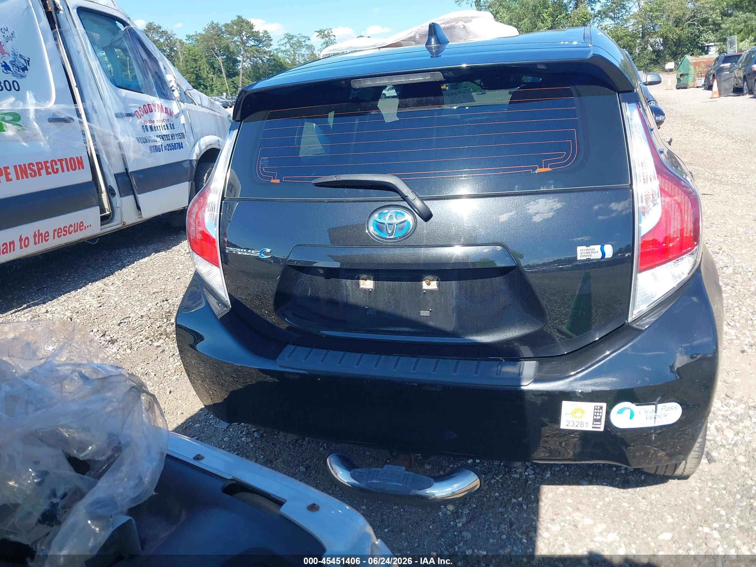 2015 Toyota Prius C Three Black vin: JTDKDTB37F1582591