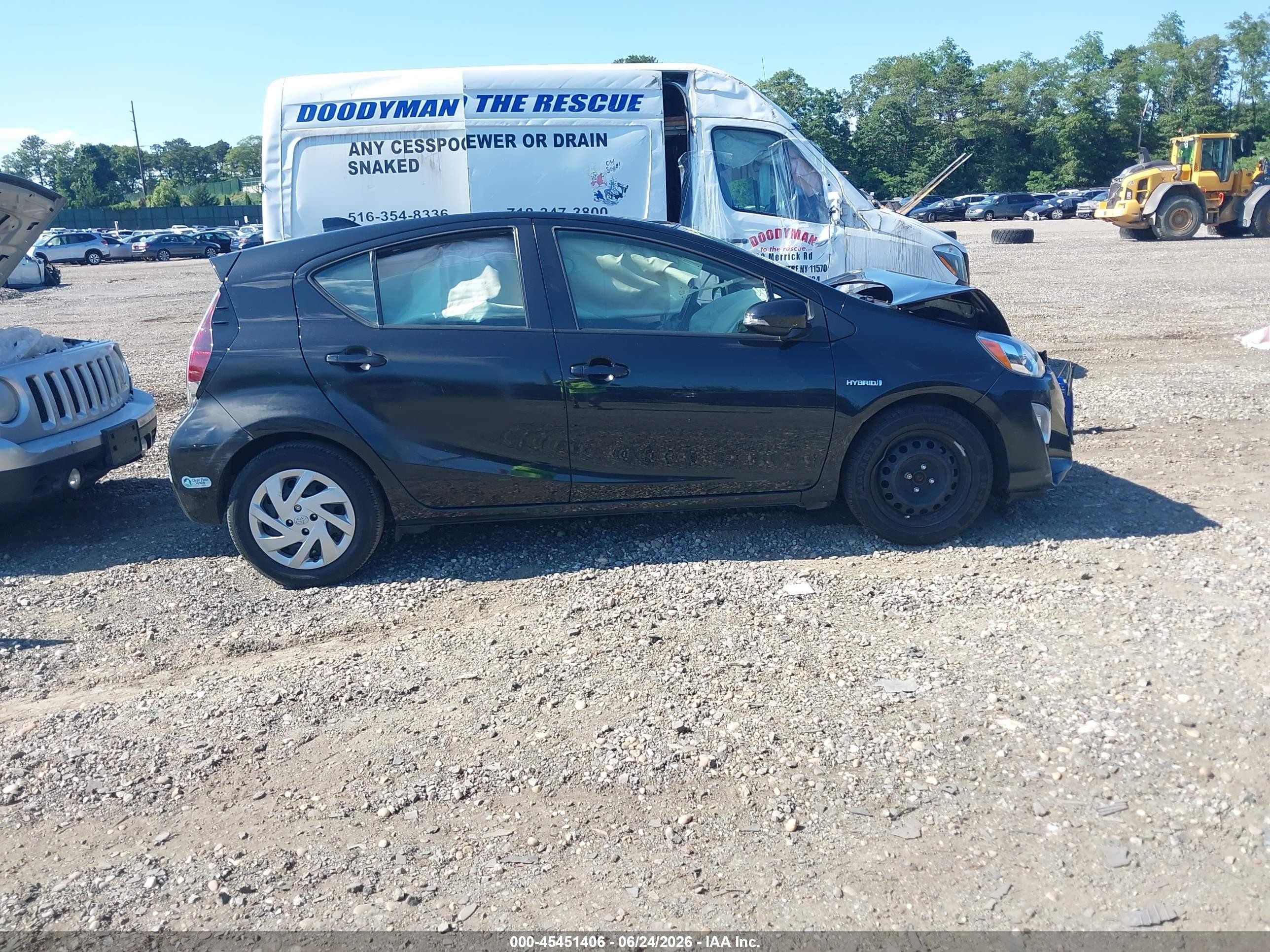 2015 Toyota Prius C Three Black vin: JTDKDTB37F1582591