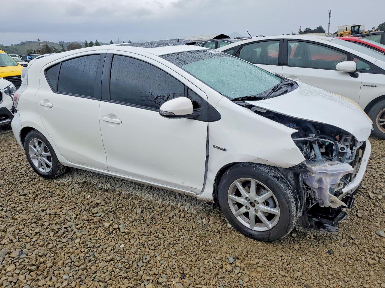 2012 Toyota Prius C White vin: JTDKDTB38C1026348