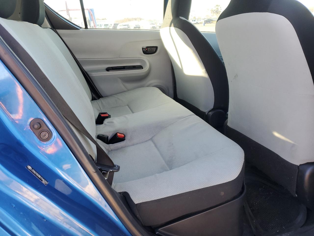 2013 Toyota Prius C Blue vin: JTDKDTB38D1546292
