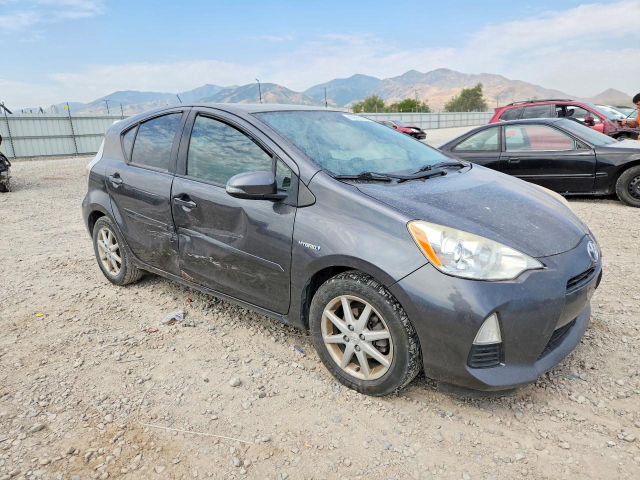 2013 Toyota Prius C Three Charcoal vin: JTDKDTB38D1547247