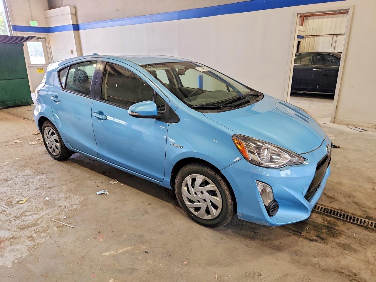 2015 Toyota Prius C Two Blue vin: JTDKDTB38F1105670