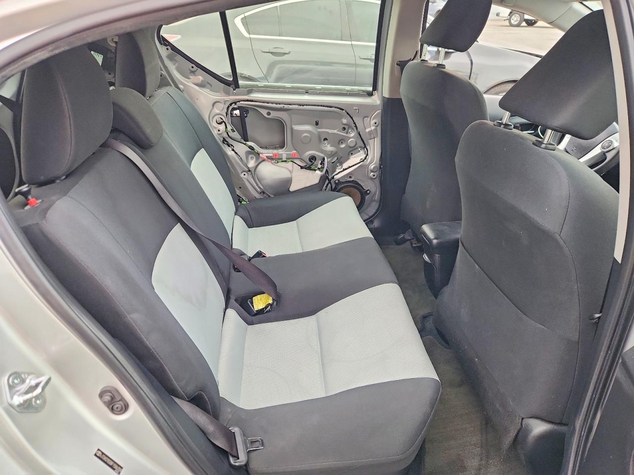 2015 Toyota Prius C Two Silver vin: JTDKDTB38F1586309