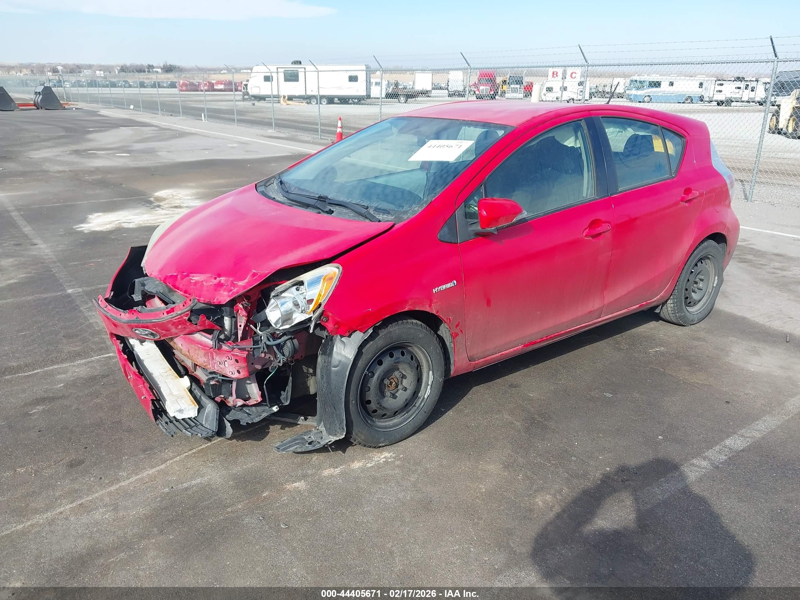 2013 Toyota Prius C Three Red vin: JTDKDTB39D1540436