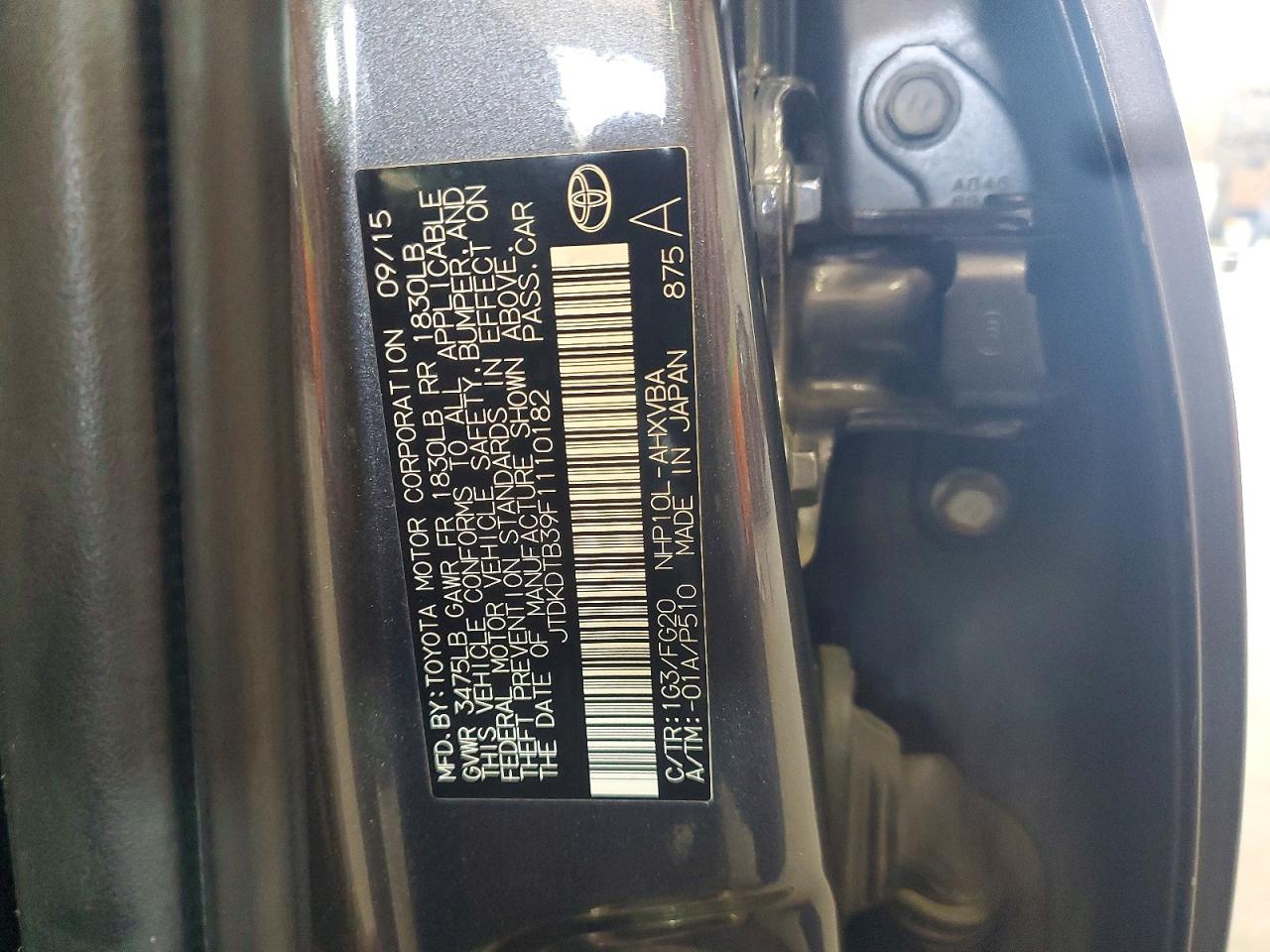 2015 Toyota Prius C Two Серый vin: JTDKDTB39F1110182