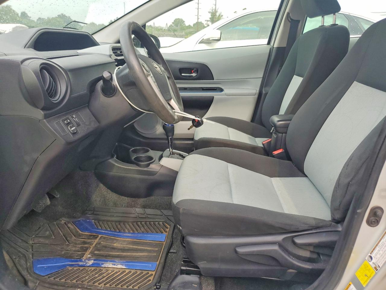 2012 Toyota Prius C Two Silver vin: JTDKDTB3XC1509064