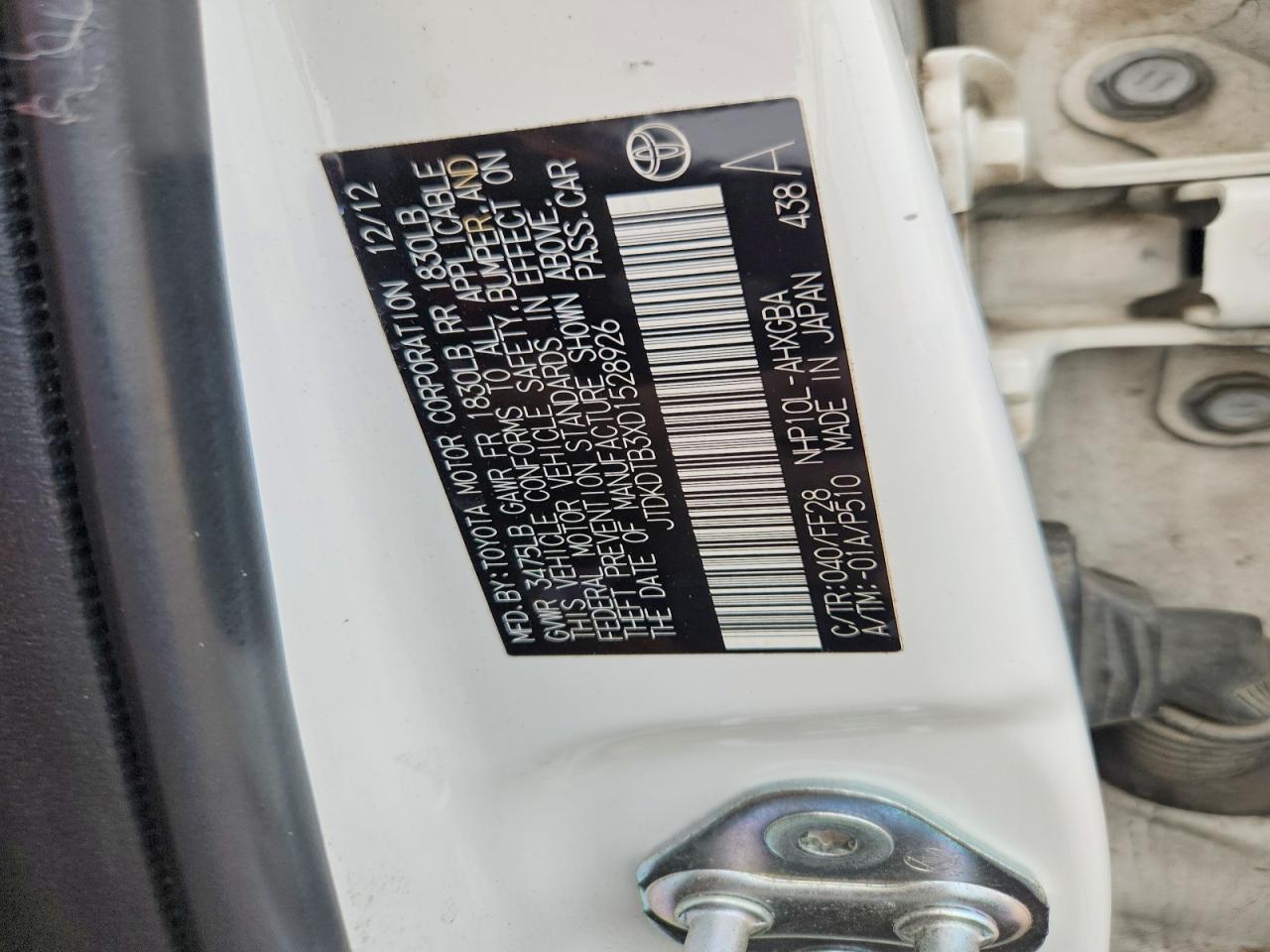 2013 Toyota Prius C Three White vin: JTDKDTB3XD1528926