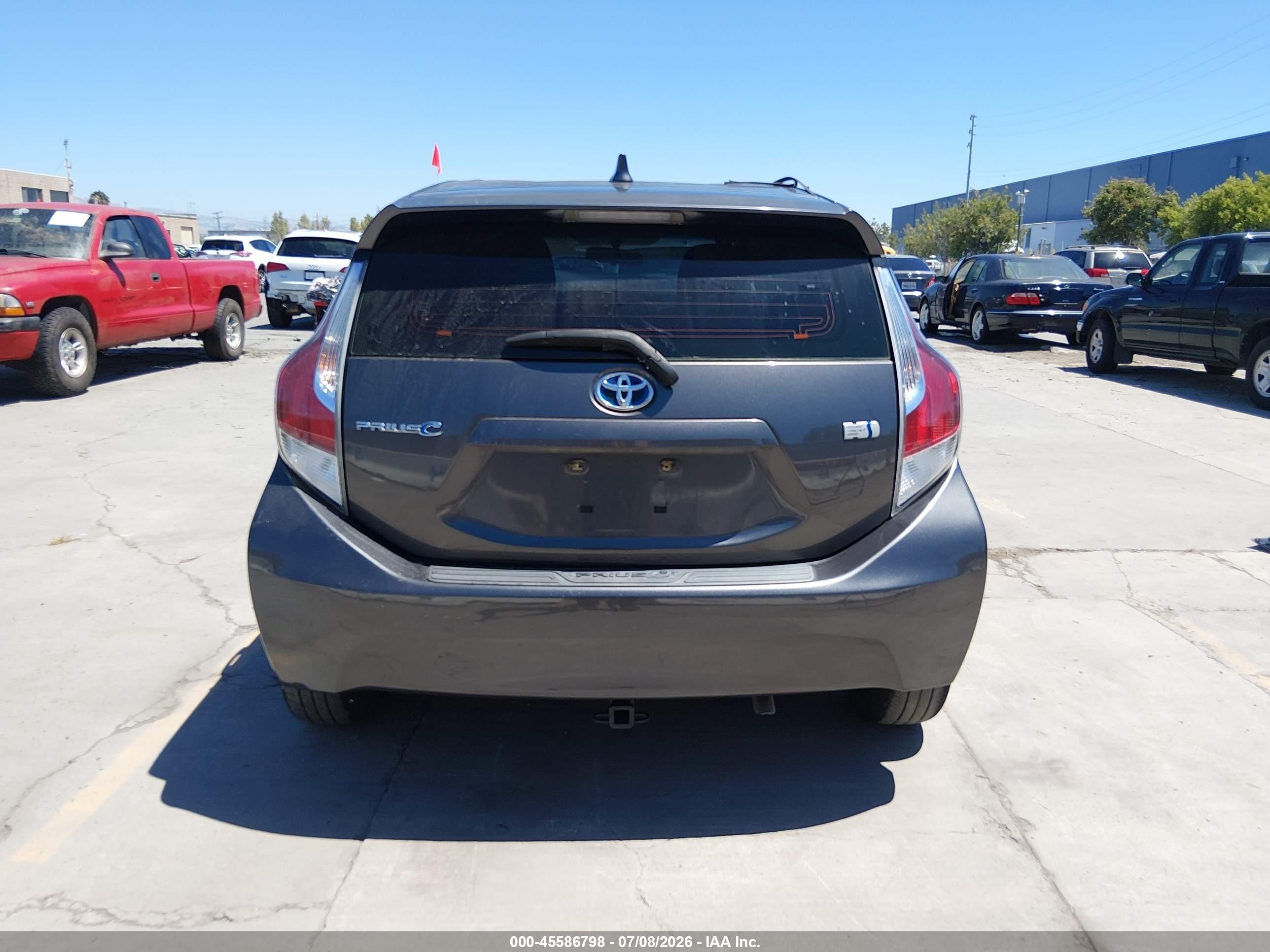 2015 Toyota Prius C Three Gray vin: JTDKDTB3XF1097409