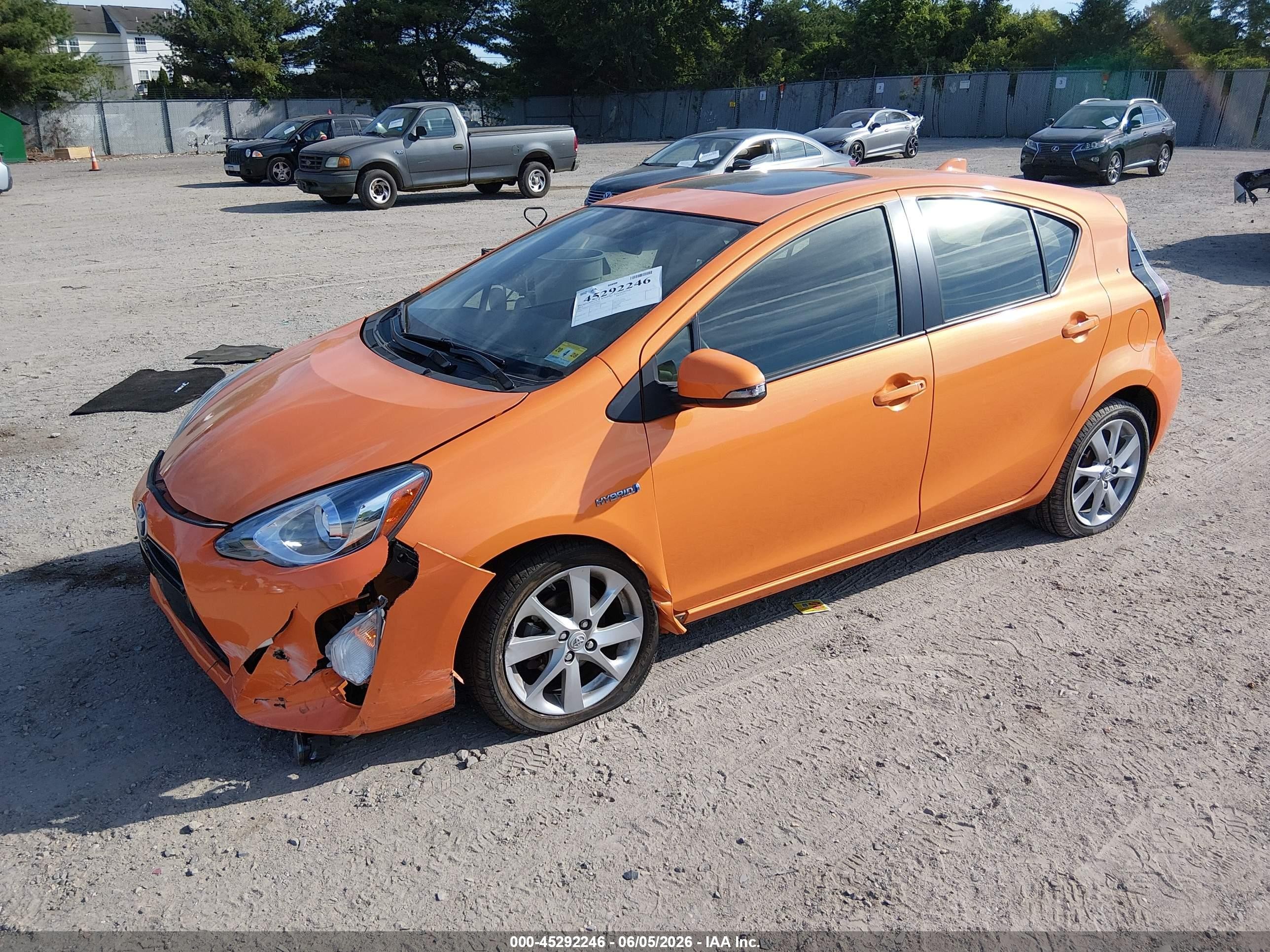 2015 Toyota Prius C Four Orange vin: JTDKDTB3XF1104245