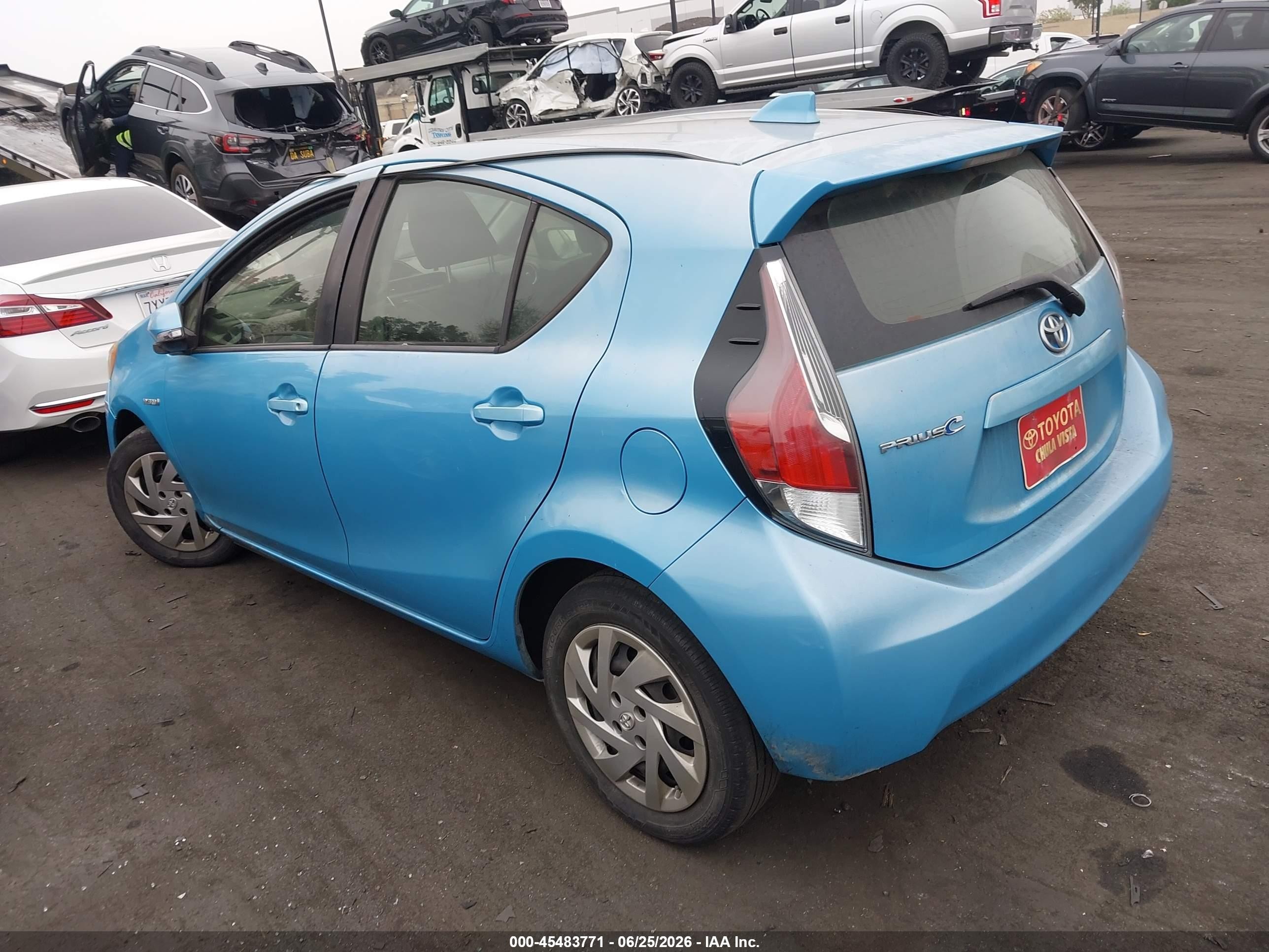 2015 Toyota Prius C Two Blue vin: JTDKDTB3XF1110644