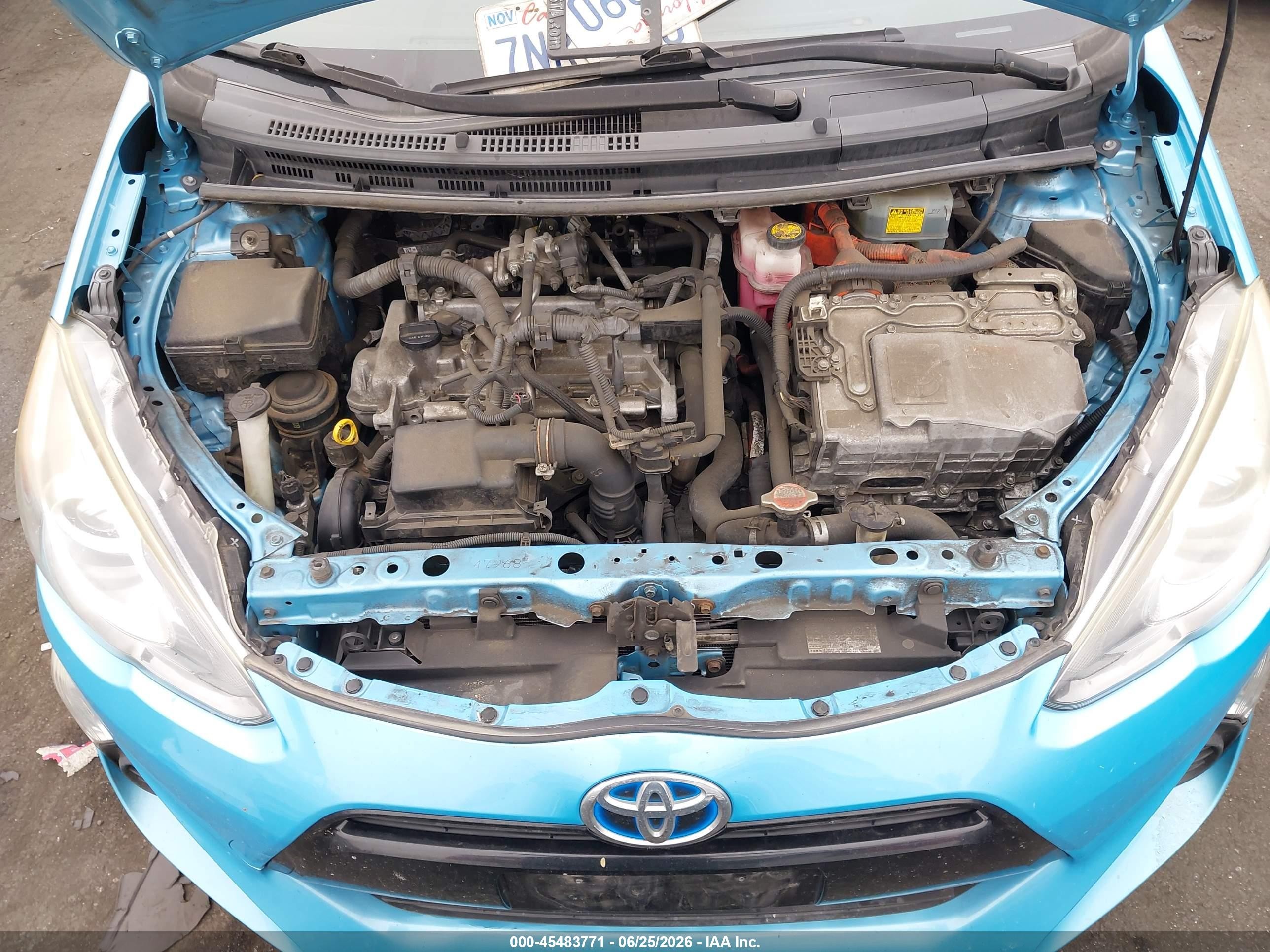 2015 Toyota Prius C Two Blue vin: JTDKDTB3XF1110644