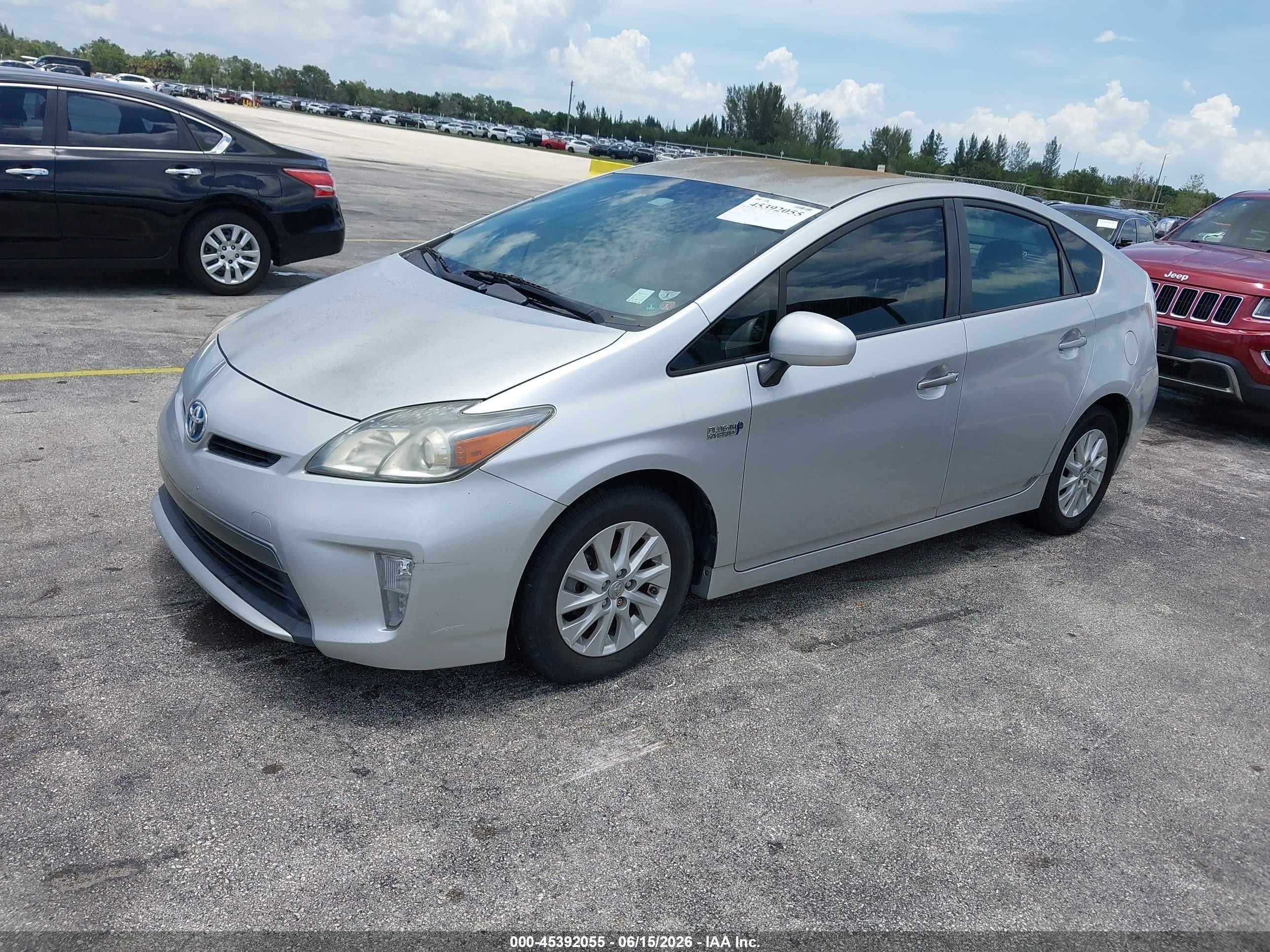 2012 Toyota Prius Plug-in   Silver vin: JTDKN3DP0C3006368