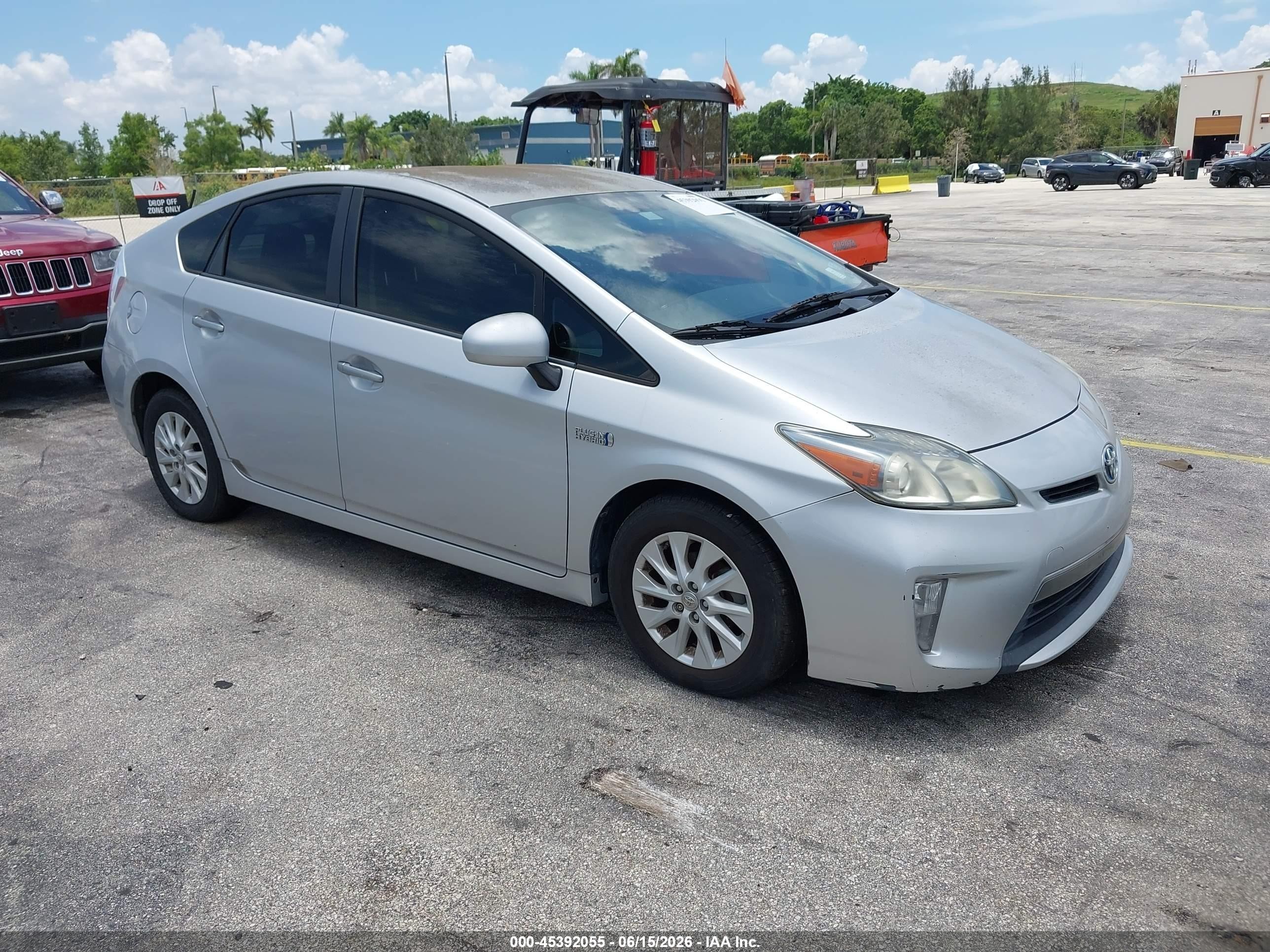 2012 Toyota Prius Plug-in   Silver vin: JTDKN3DP0C3006368