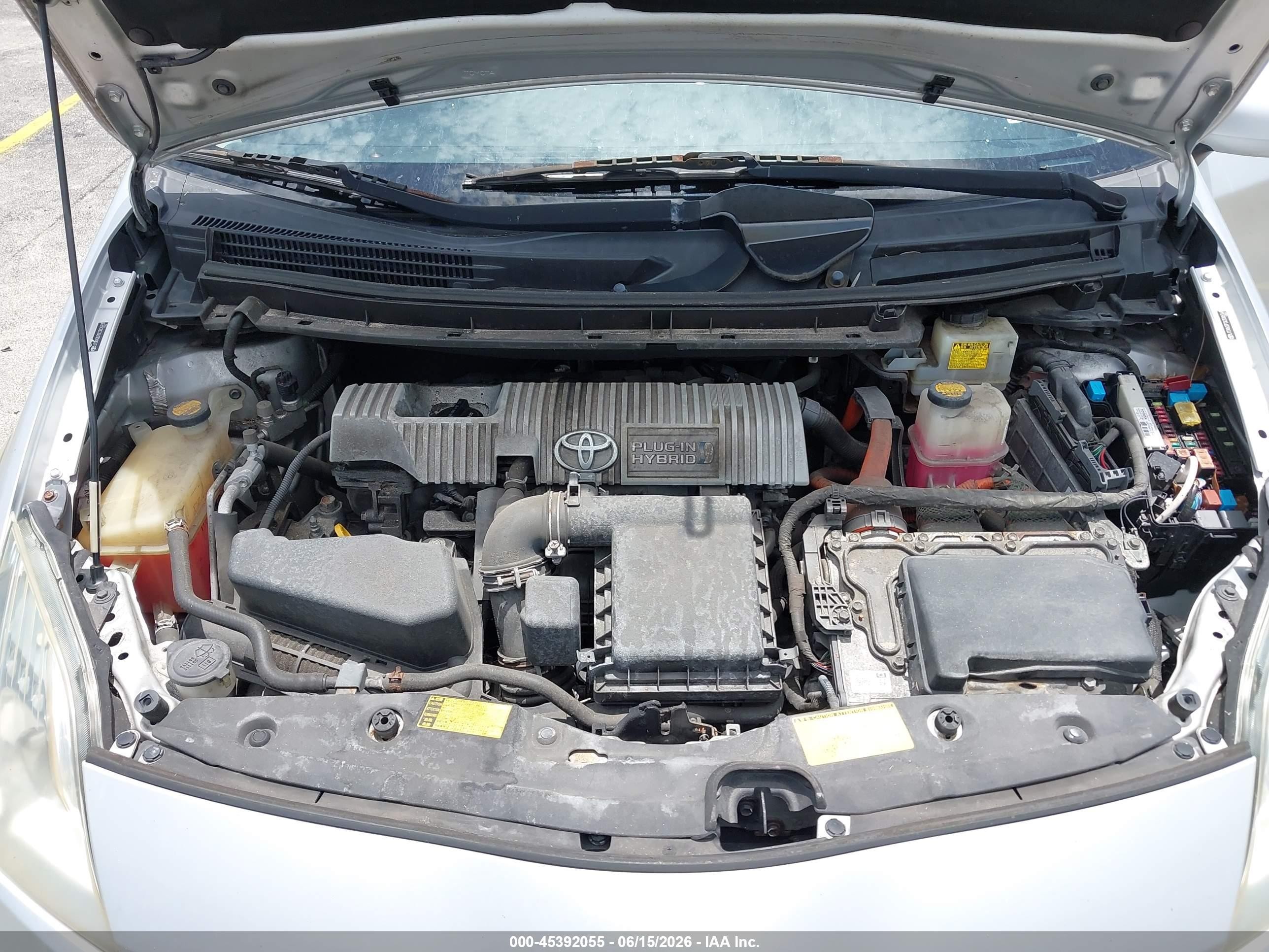 2012 Toyota Prius Plug-in   Silver vin: JTDKN3DP0C3006368