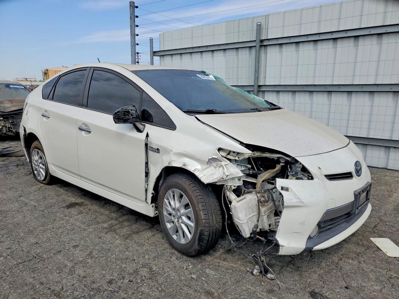 2013 Toyota Prius Plug-in Hybrid Advanced White vin: JTDKN3DP0D3041784