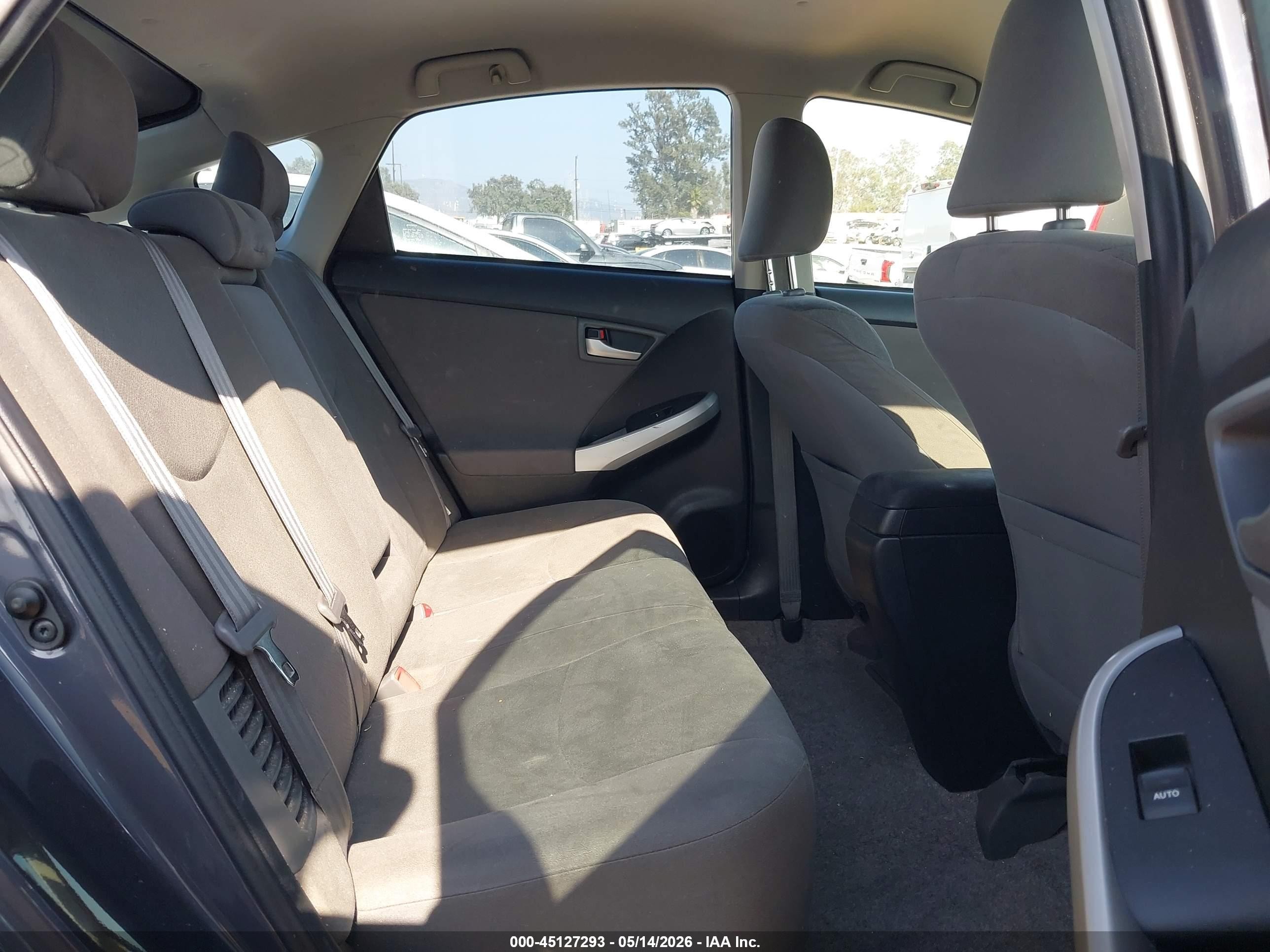 2013 Toyota Prius Plug-in   Gray vin: JTDKN3DP0D3045754