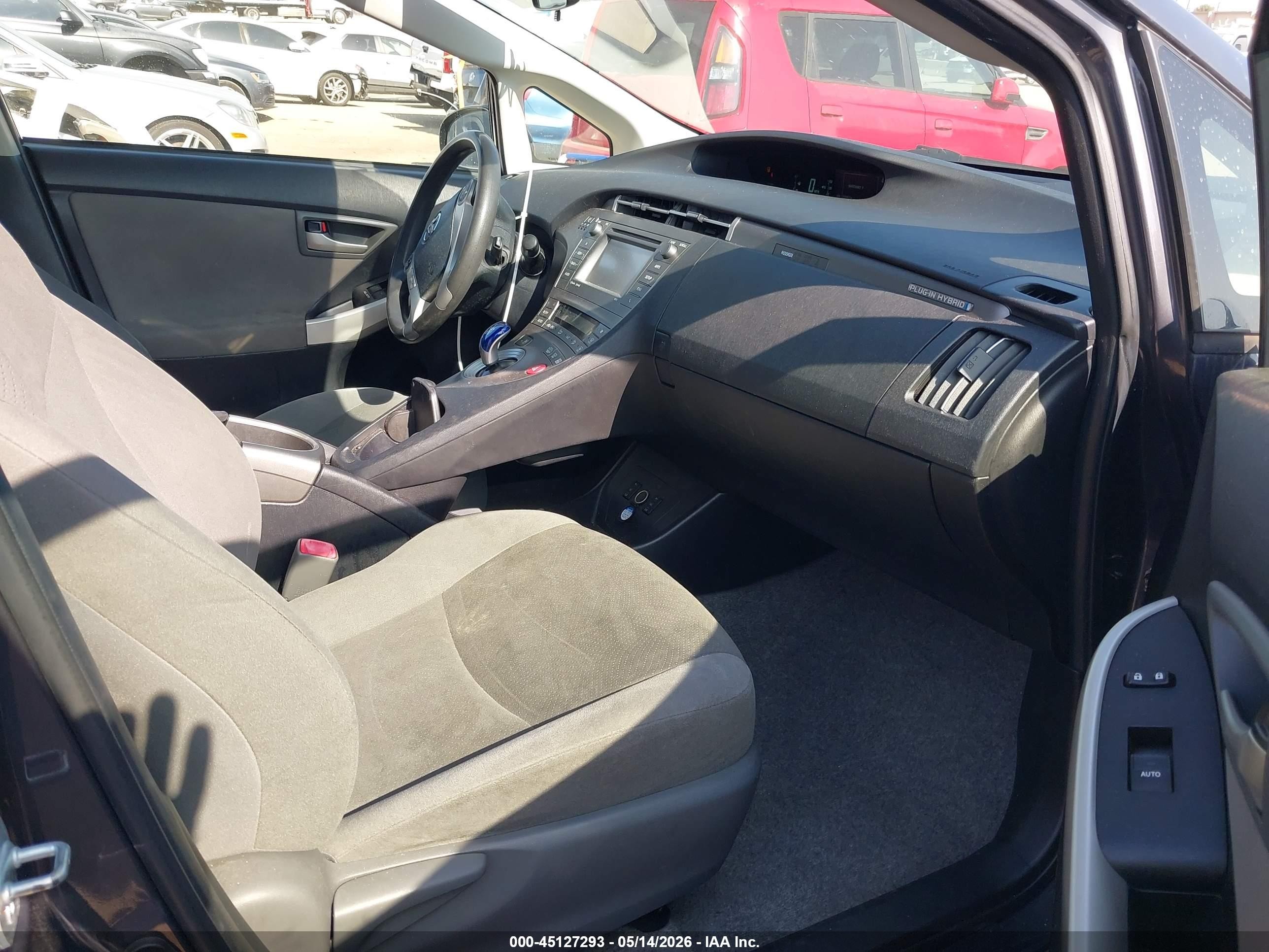 2013 Toyota Prius Plug-in   Gray vin: JTDKN3DP0D3045754