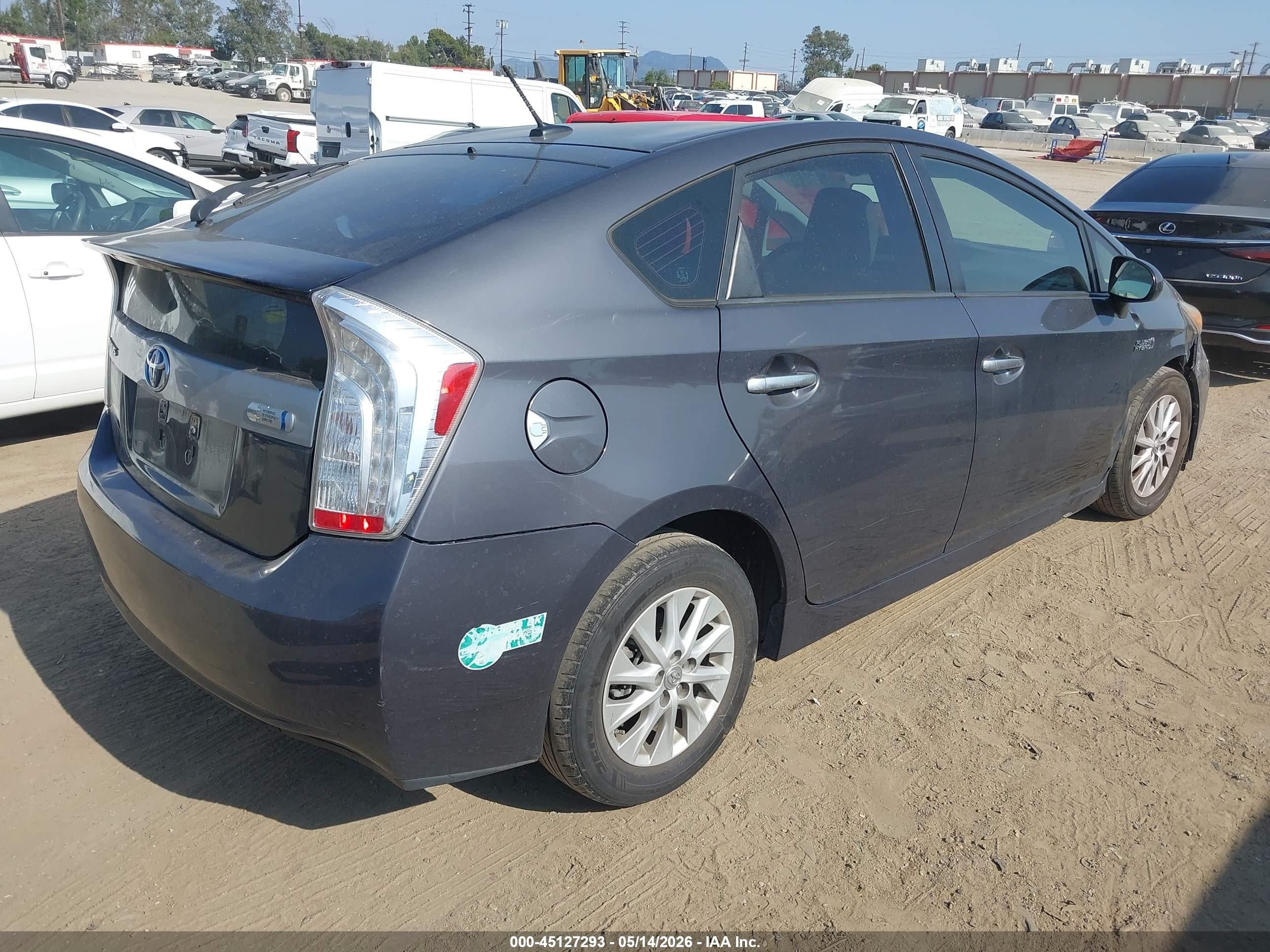 2013 Toyota Prius Plug-in   Gray vin: JTDKN3DP0D3045754