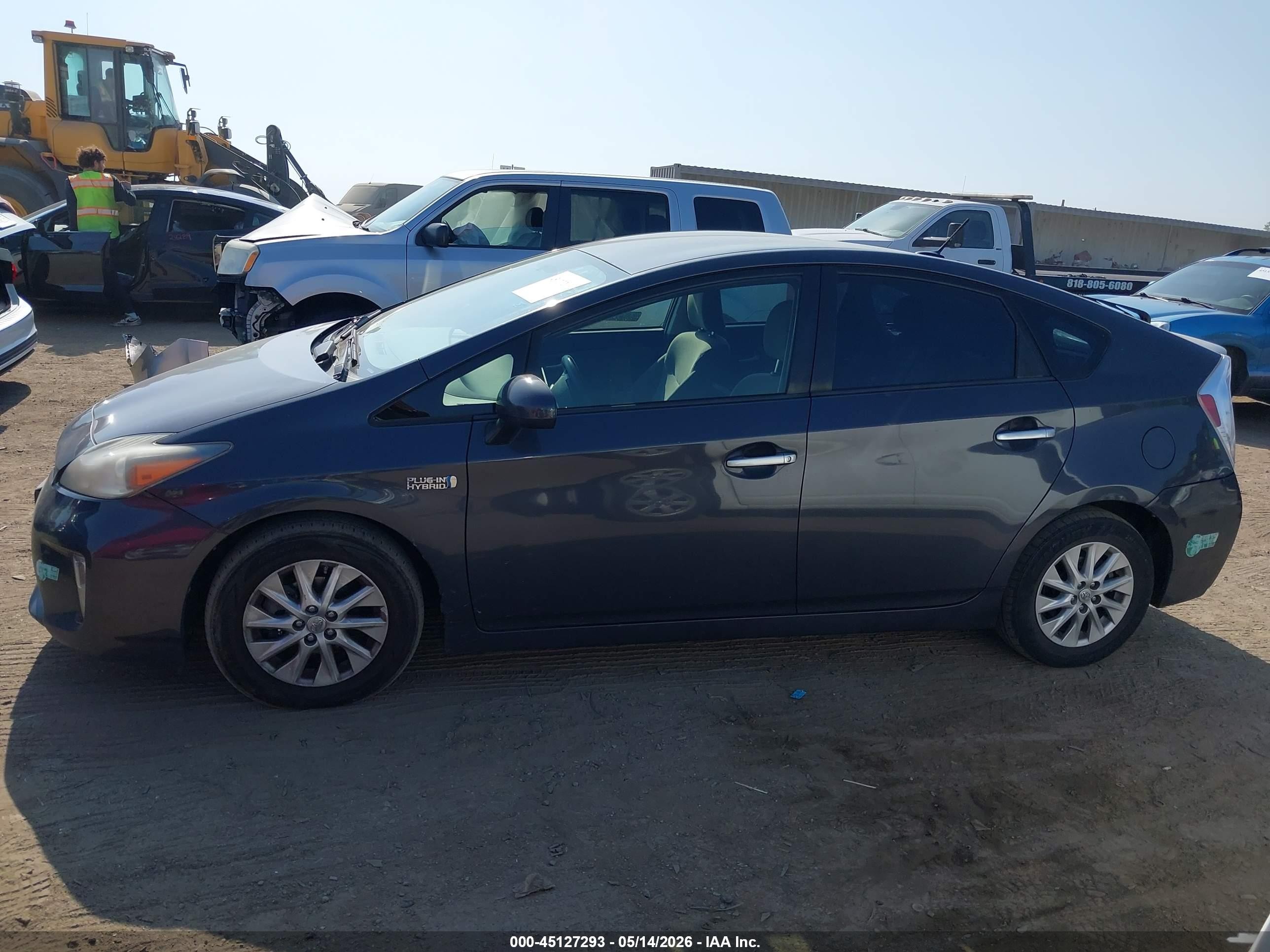 2013 Toyota Prius Plug-in   Gray vin: JTDKN3DP0D3045754