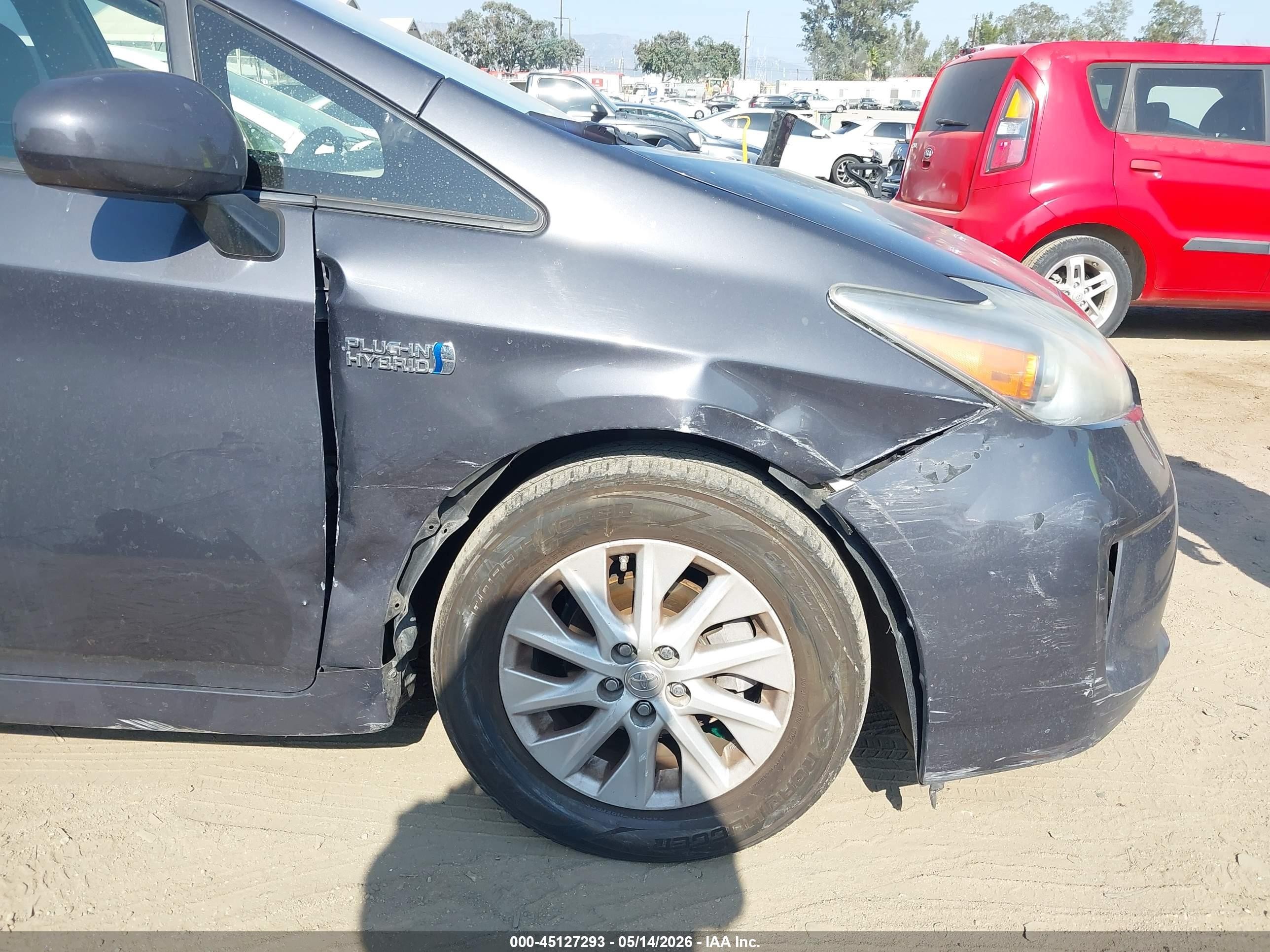 2013 Toyota Prius Plug-in   Gray vin: JTDKN3DP0D3045754