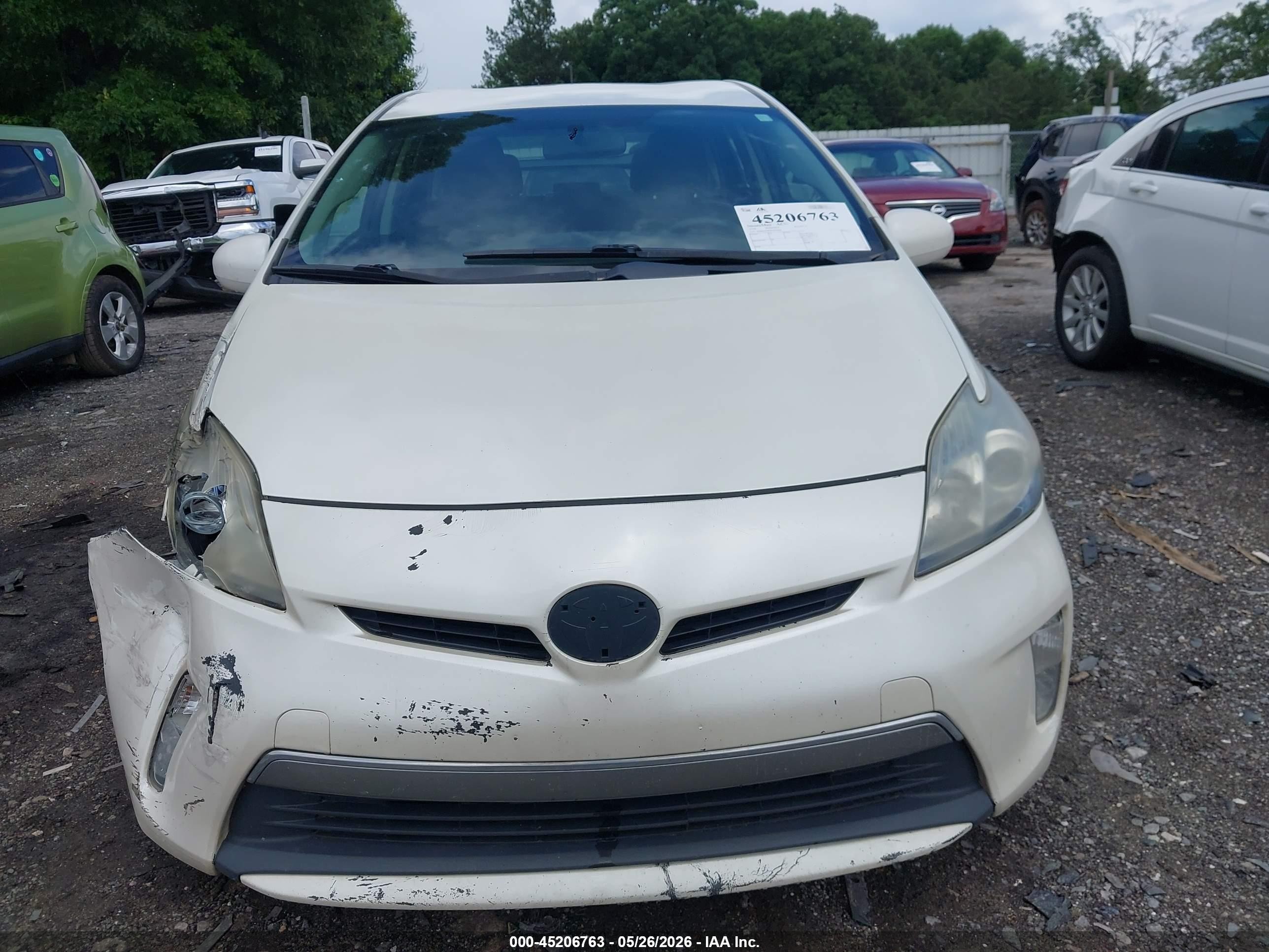 2014 Toyota Prius Plug-in   White vin: JTDKN3DP0E3051040