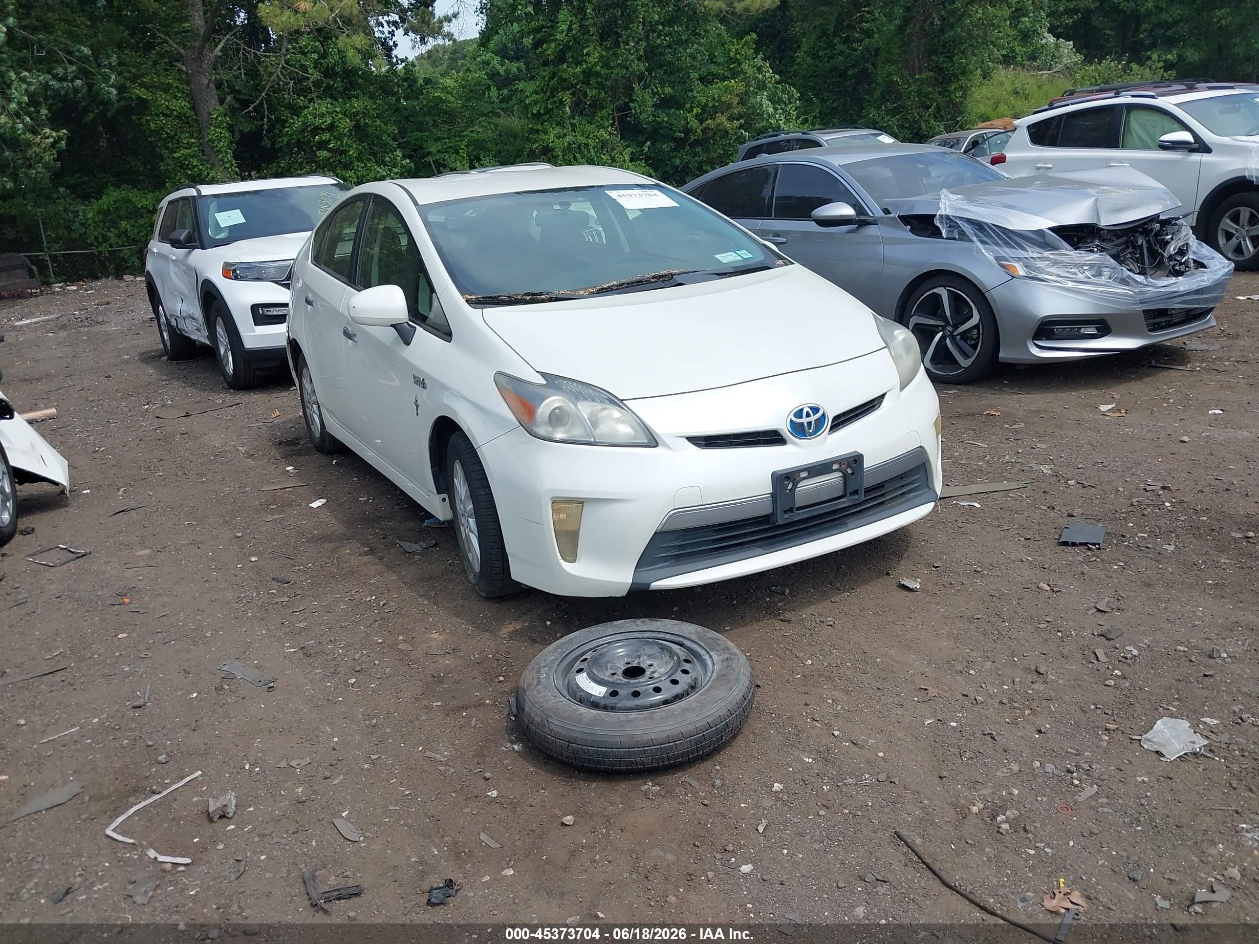 2012 Toyota Prius Plug-in   Белый vin: JTDKN3DP1C3021378