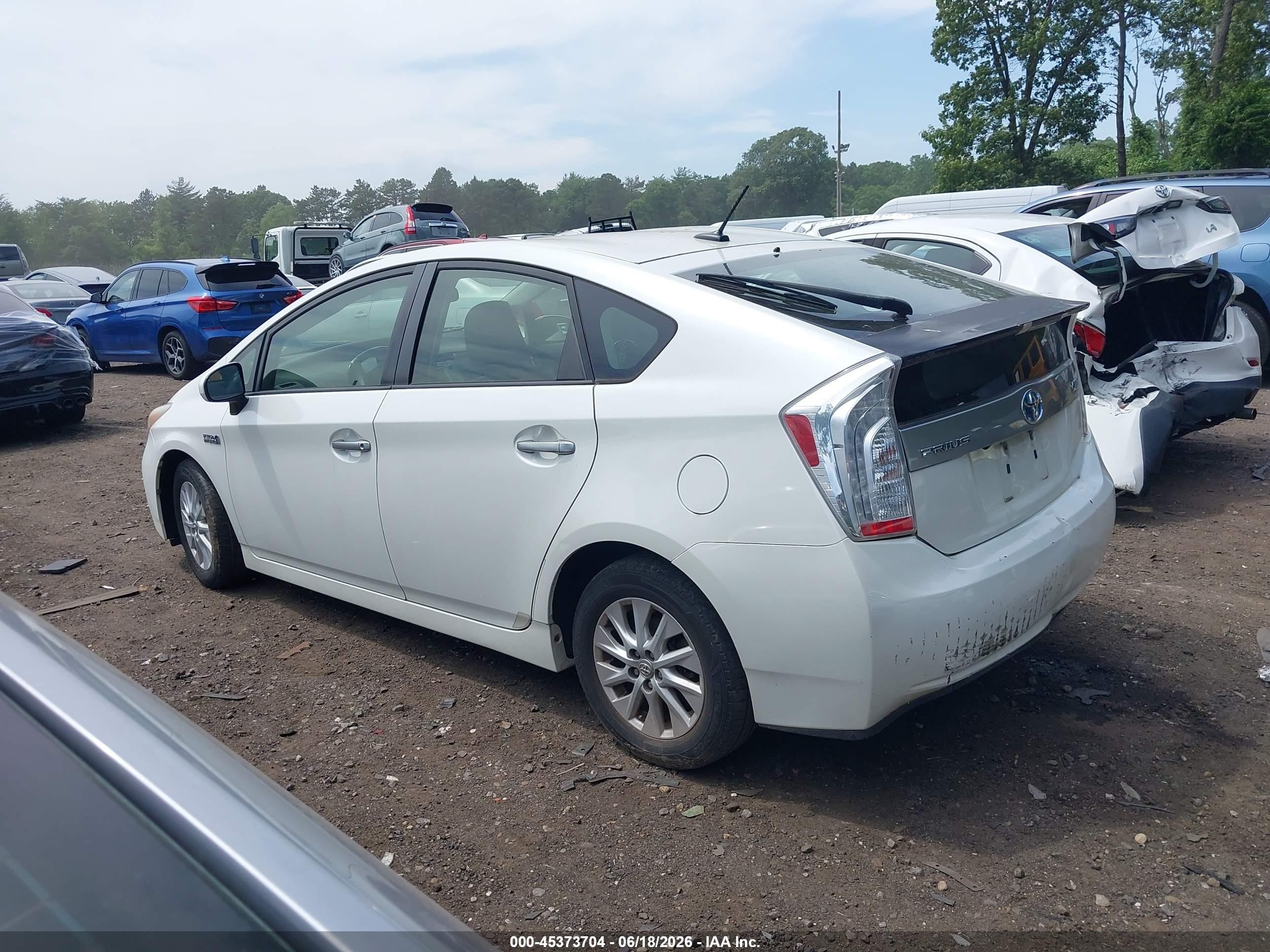 2012 Toyota Prius Plug-in   White vin: JTDKN3DP1C3021378