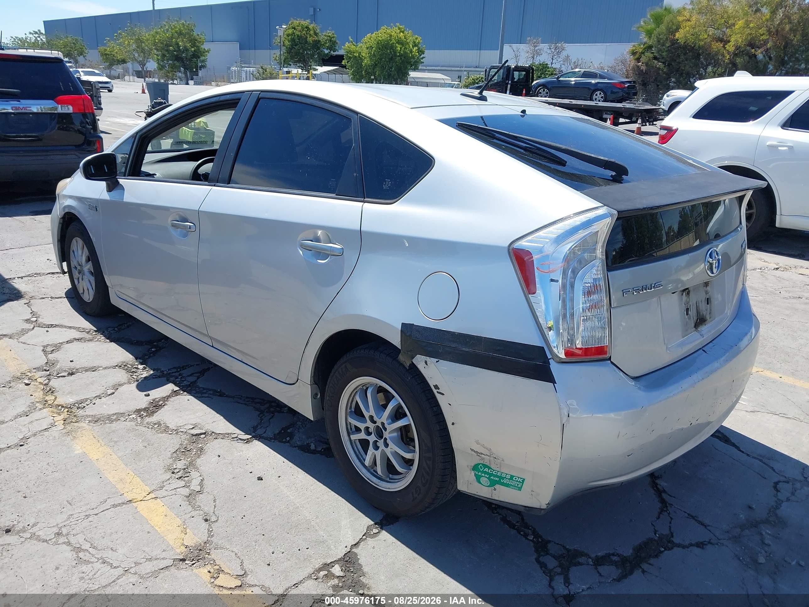 2012 Toyota Prius Plug-in   Silver vin: JTDKN3DP1C3023003