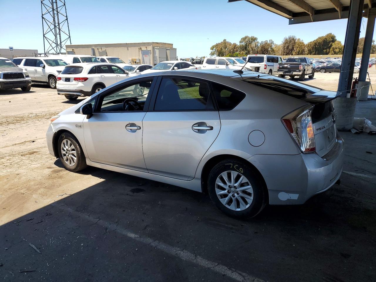 2013 Toyota Prius Plug-in Hybrid Base Silver vin: JTDKN3DP1D3041664
