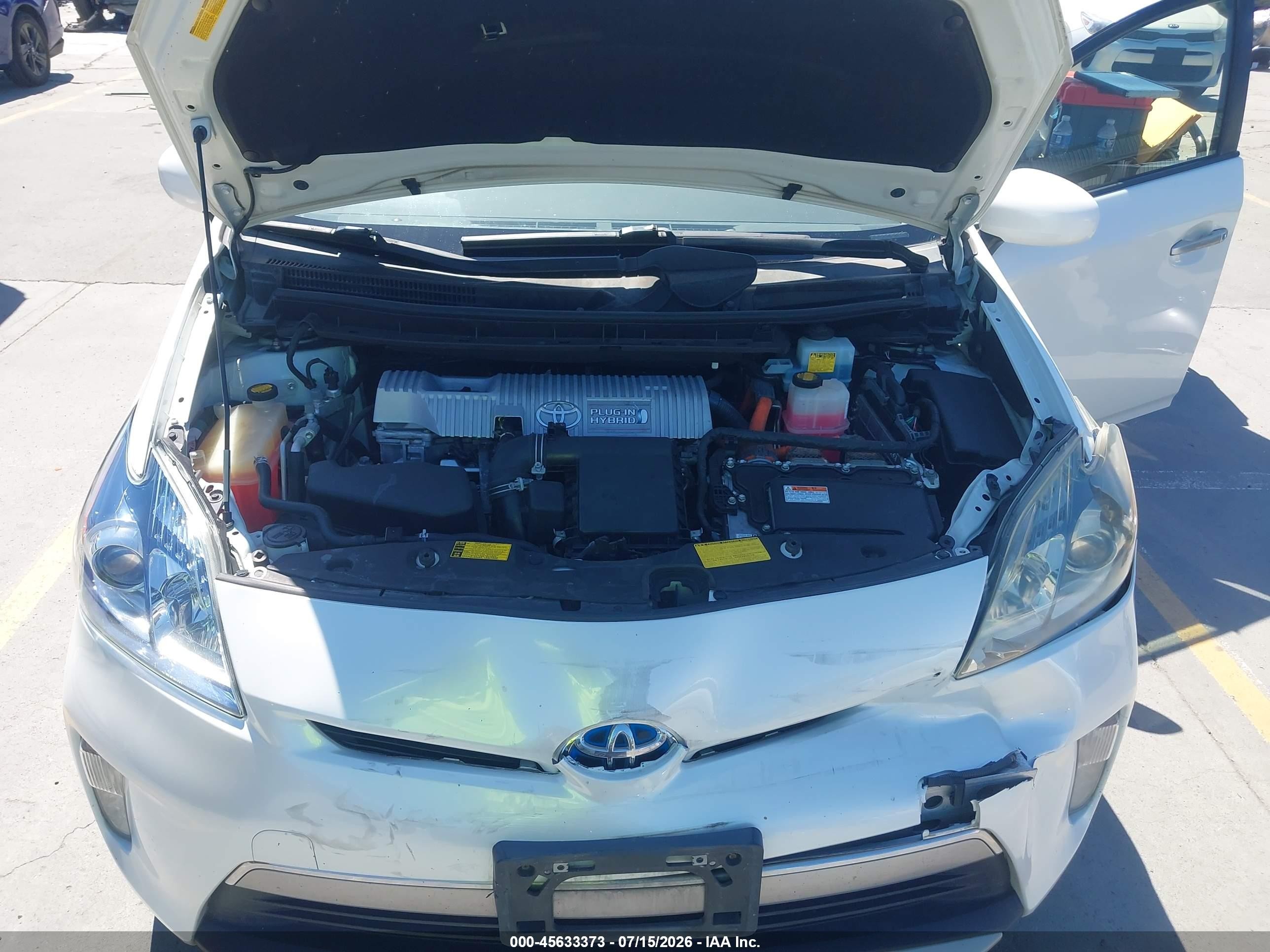 2013 Toyota Prius Plug-in   White vin: JTDKN3DP1D3042409