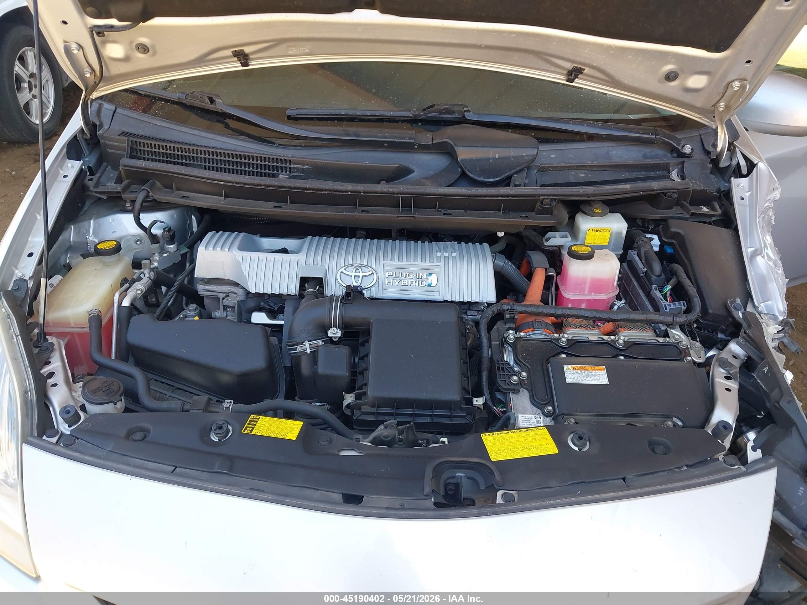 2013 Toyota Prius Plug-in   Silver vin: JTDKN3DP1D3043513