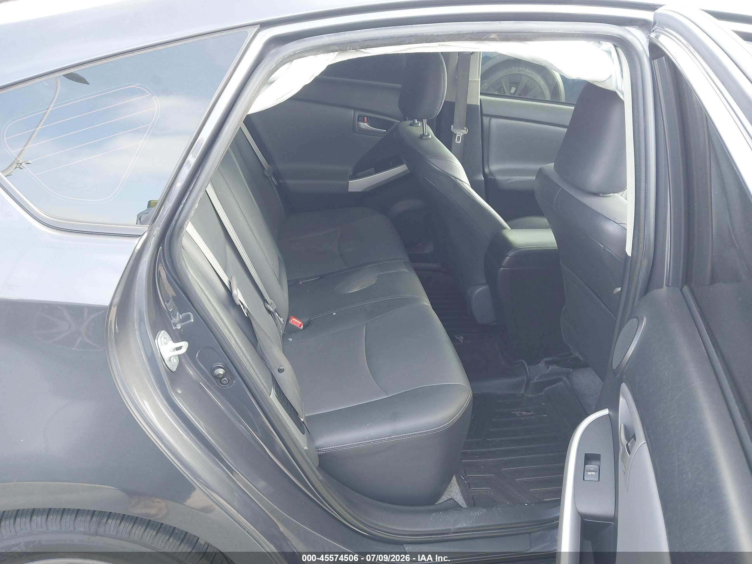 2015 Toyota Prius Plug-in Advanced Серый vin: JTDKN3DP1F3072822