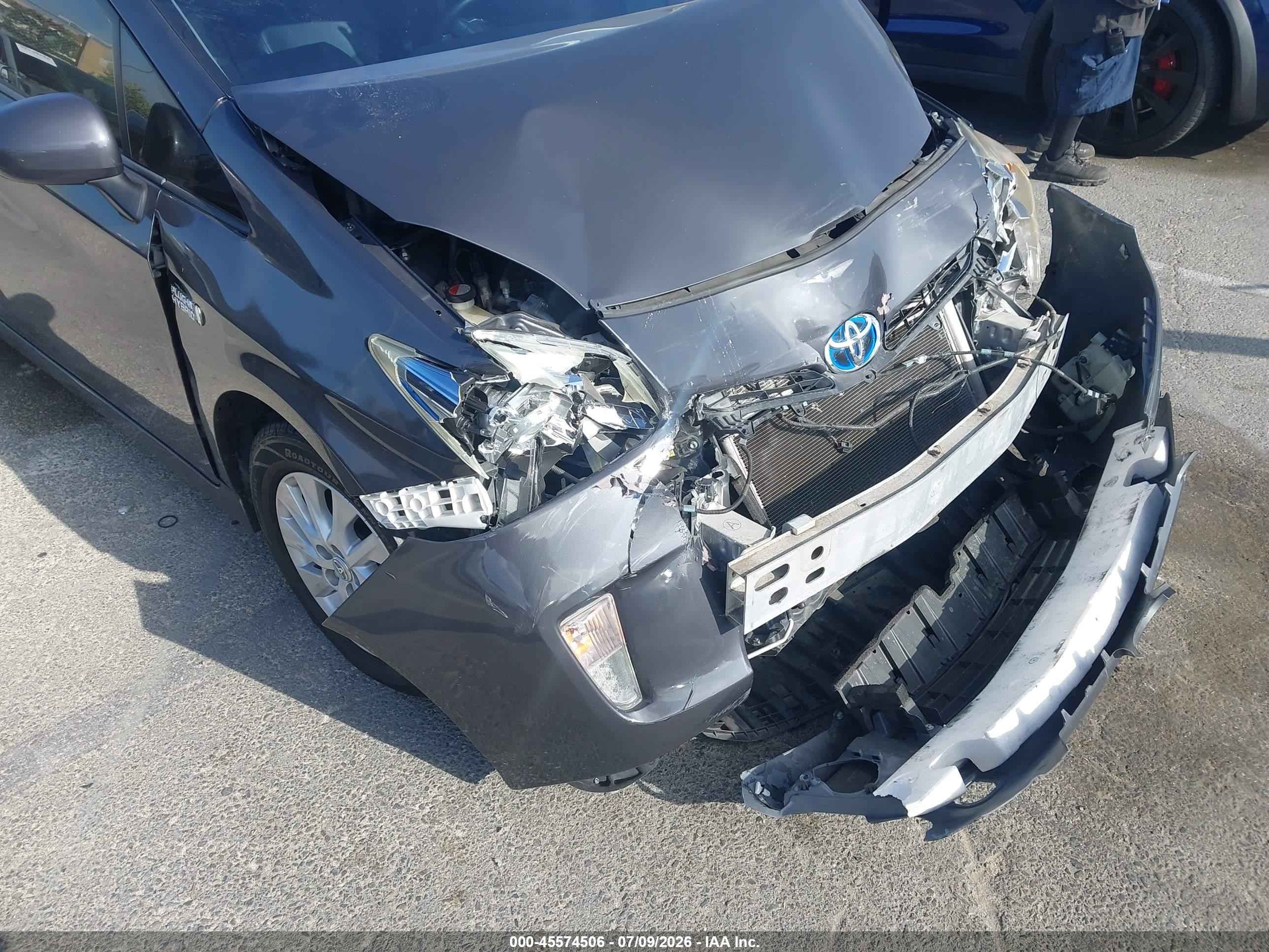 2015 Toyota Prius Plug-in Advanced Серый vin: JTDKN3DP1F3072822