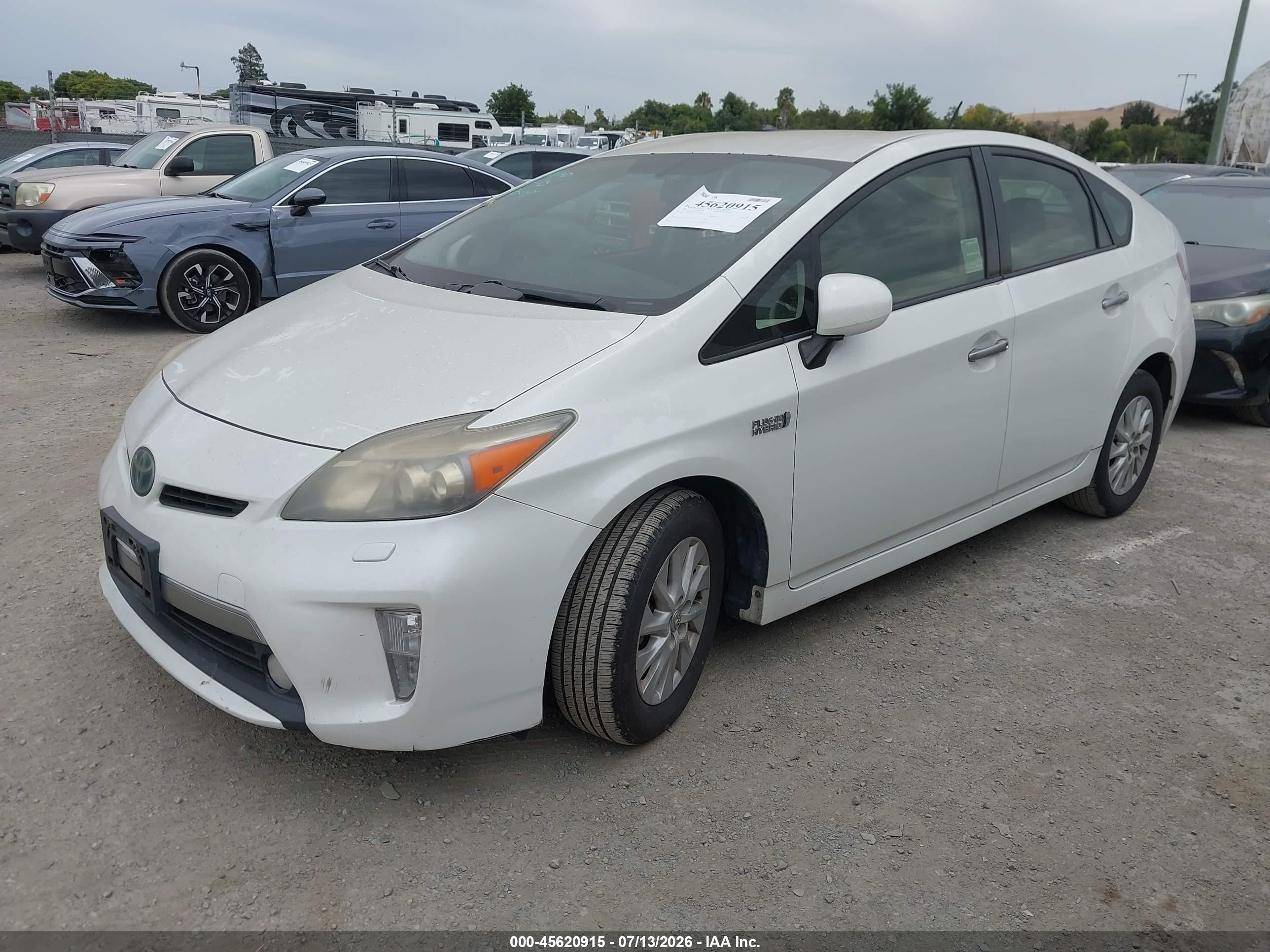 2012 Toyota Prius Plug-in Advanced White vin: JTDKN3DP2C3019672