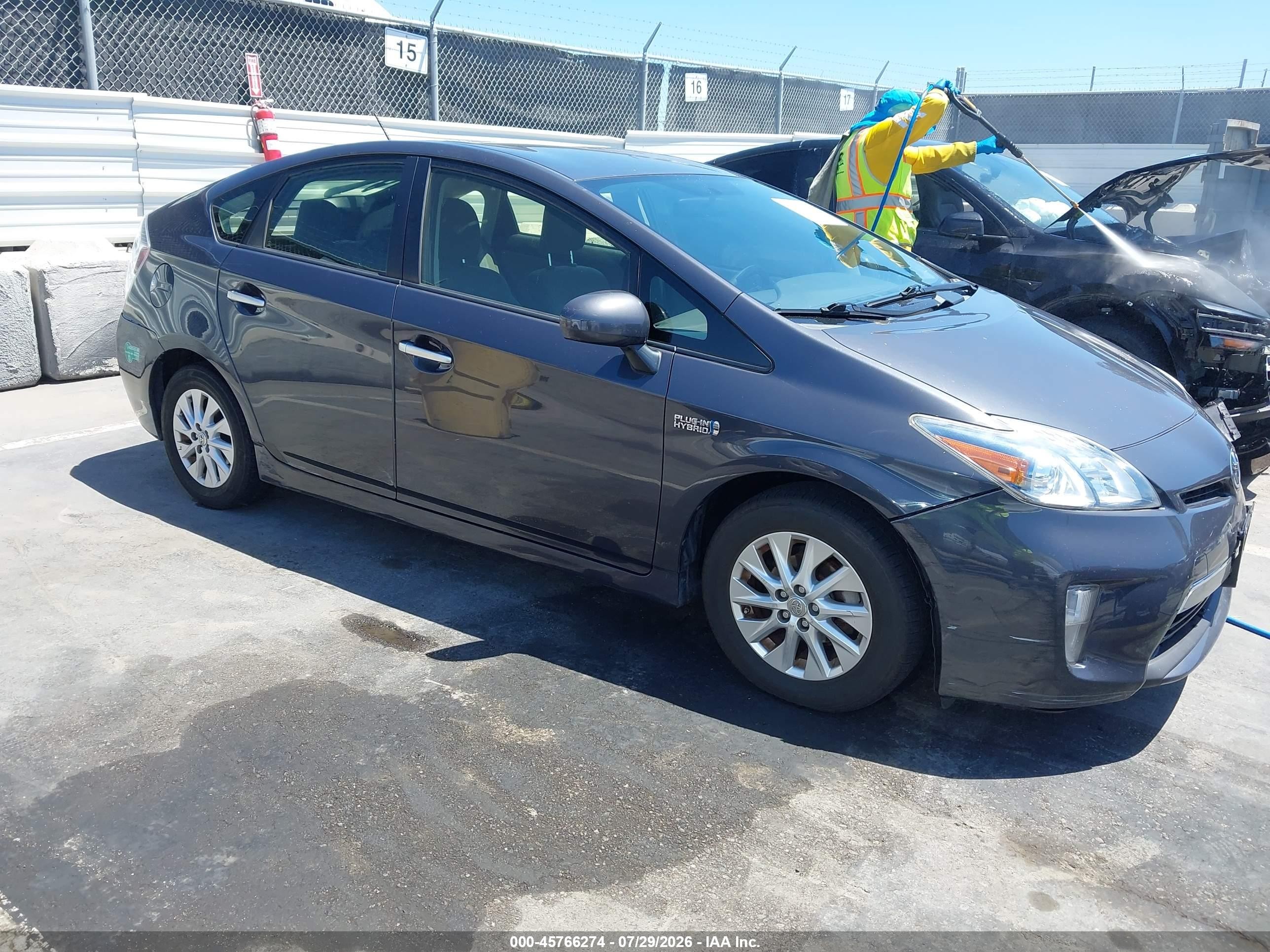 2012 Toyota Prius Plug-in   Gray vin: JTDKN3DP2C3023642