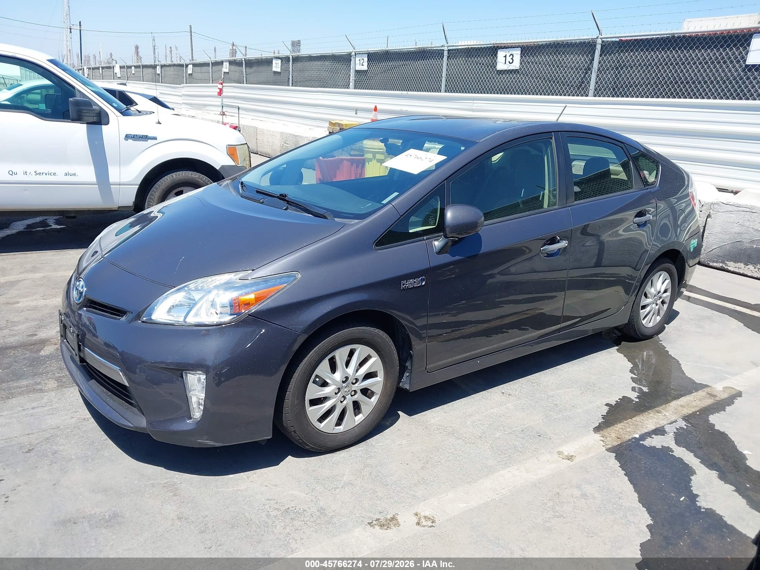 2012 Toyota Prius Plug-in   Gray vin: JTDKN3DP2C3023642